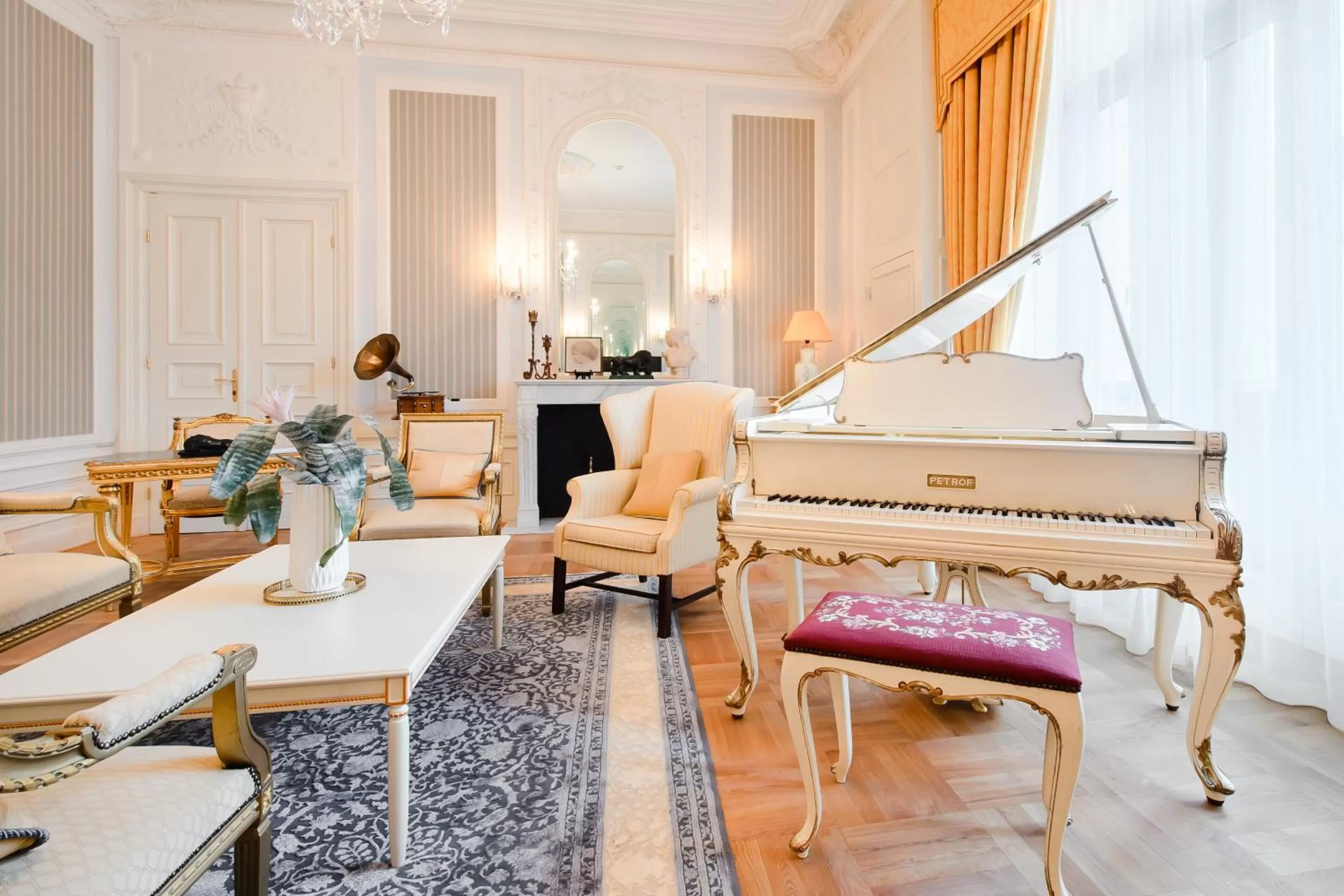 Photo of the whole room in Hotel Bristol, A Luxury Collection Hotel, Warsaw