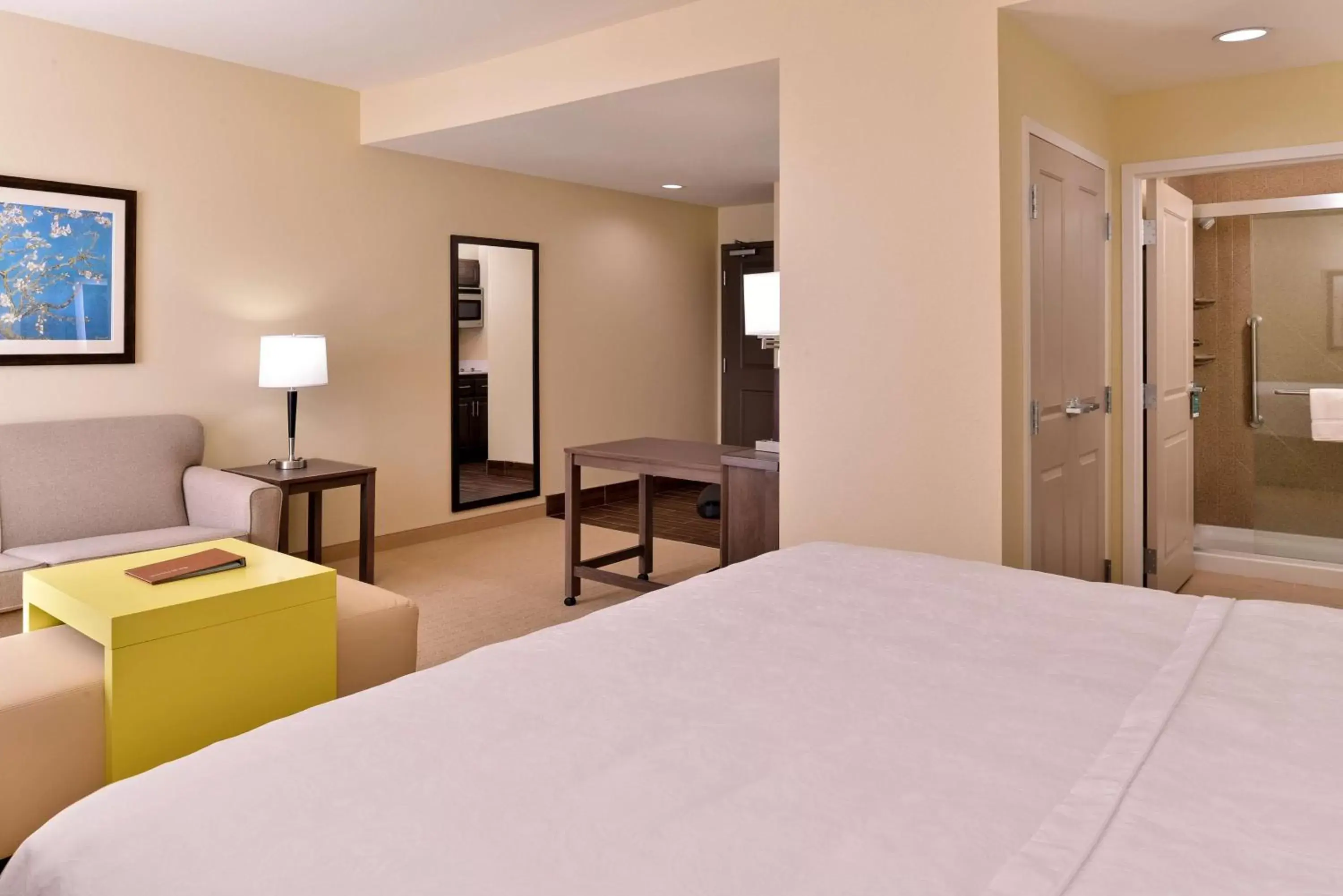 Bedroom, Bed in Homewood Suites by Hilton Houma