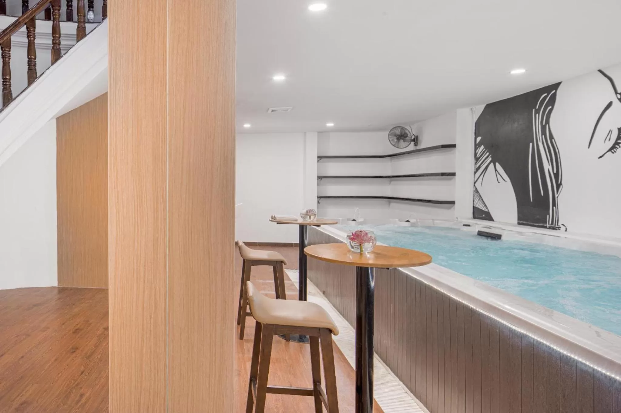 Hot Tub in Altos Hotel