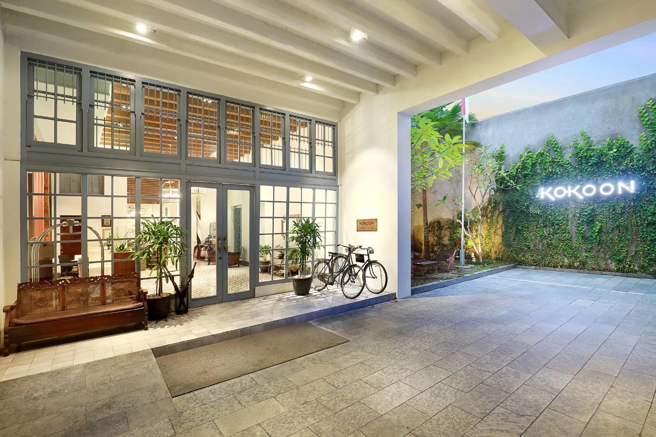 Facade/entrance in Kokoon Hotel Surabaya