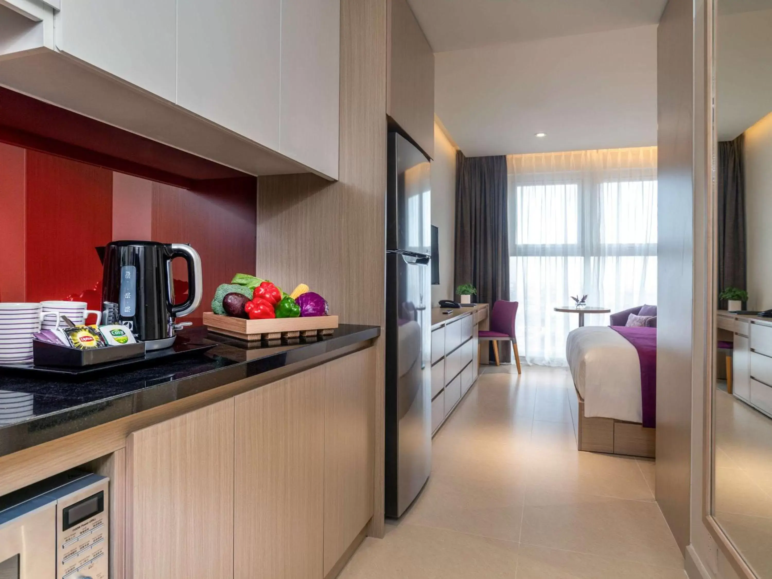 Photo of the whole room, Kitchen/Kitchenette in Mercure Hai Phong