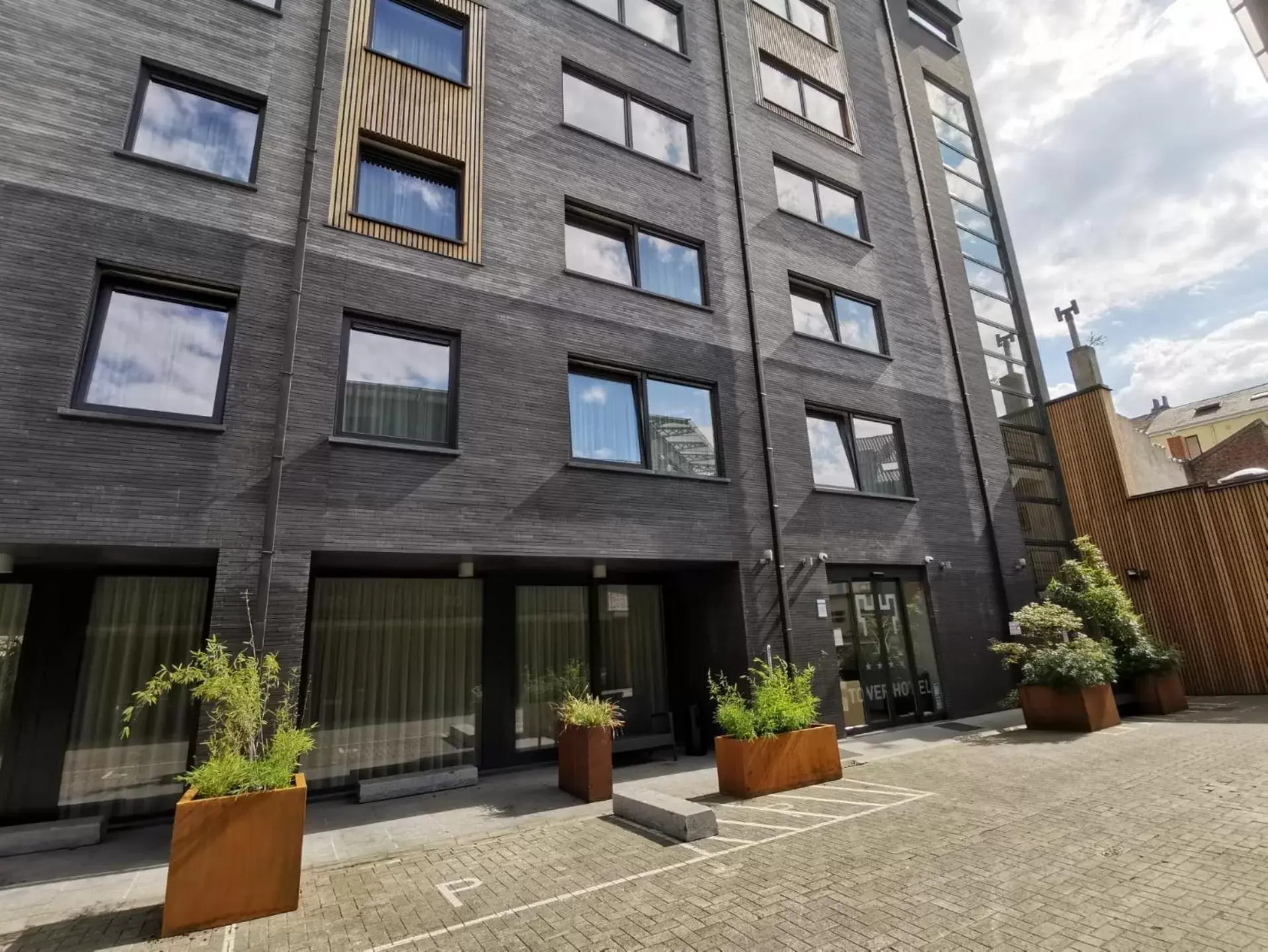 Property building in Tower Hotel Aalst Property building in Tower Hotel Aalst