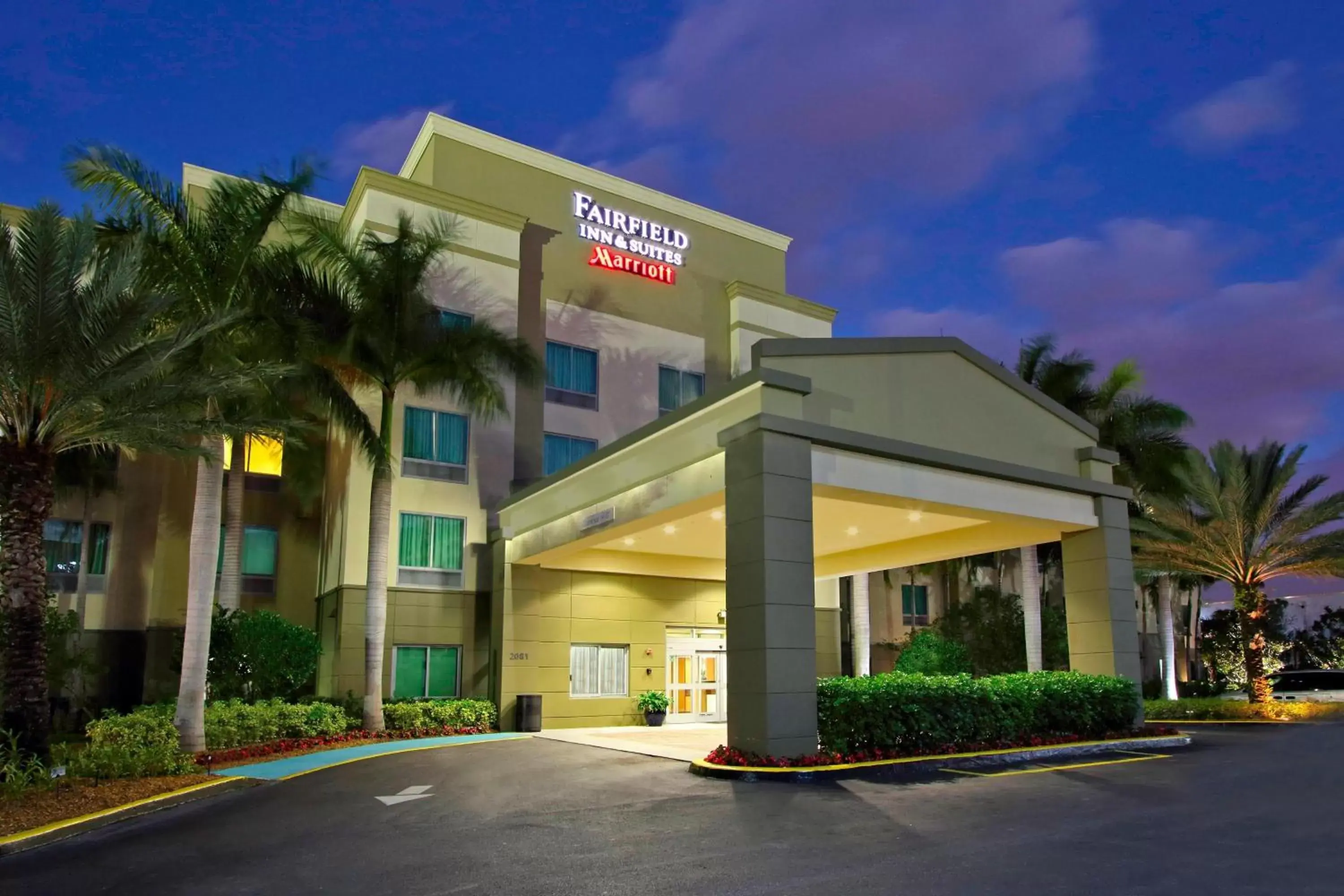 Property Building in Fairfield Inn & Suites Fort Lauderdale Airport & Cruise Port