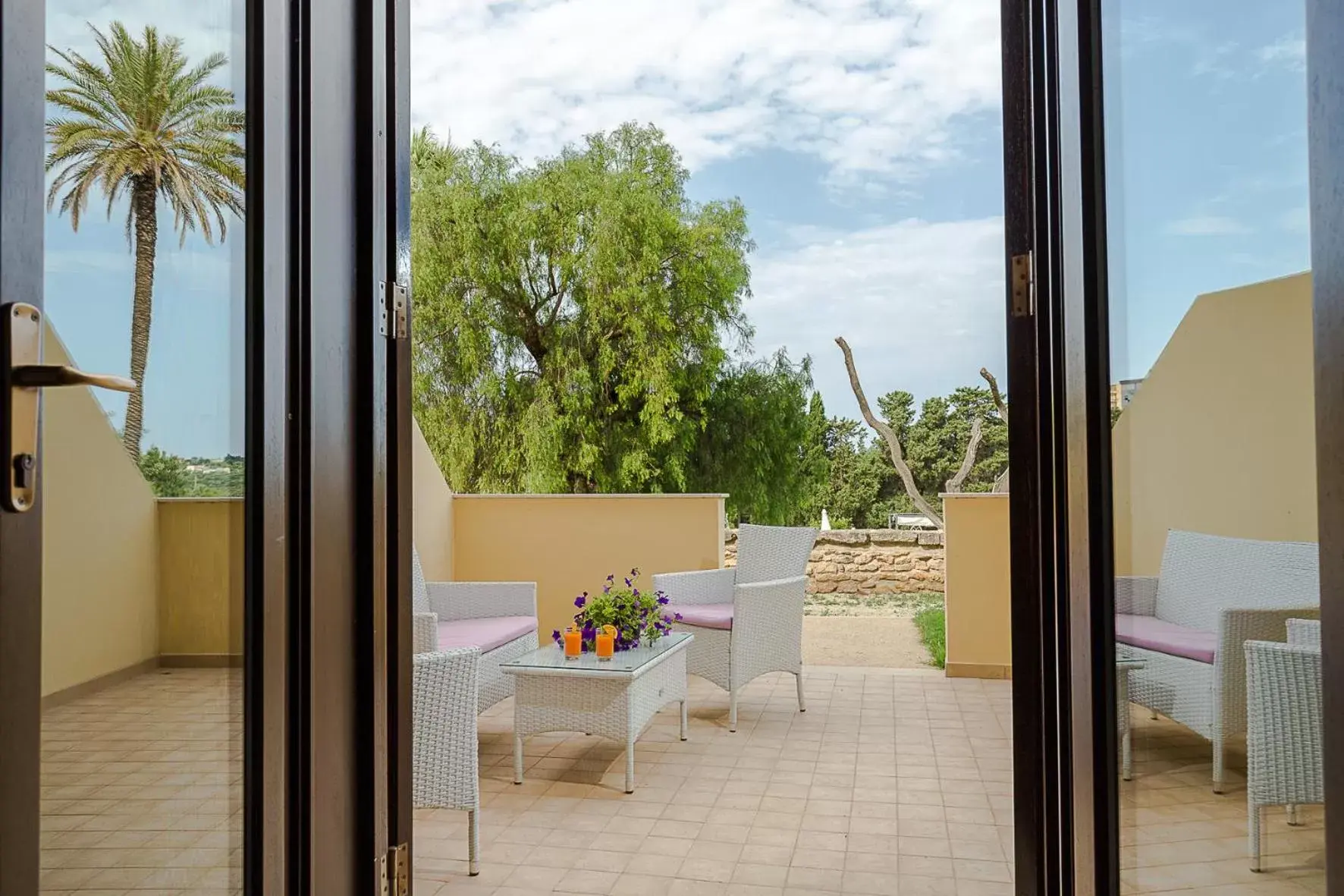 Balcony/Terrace in Hotel Villa Calandrino