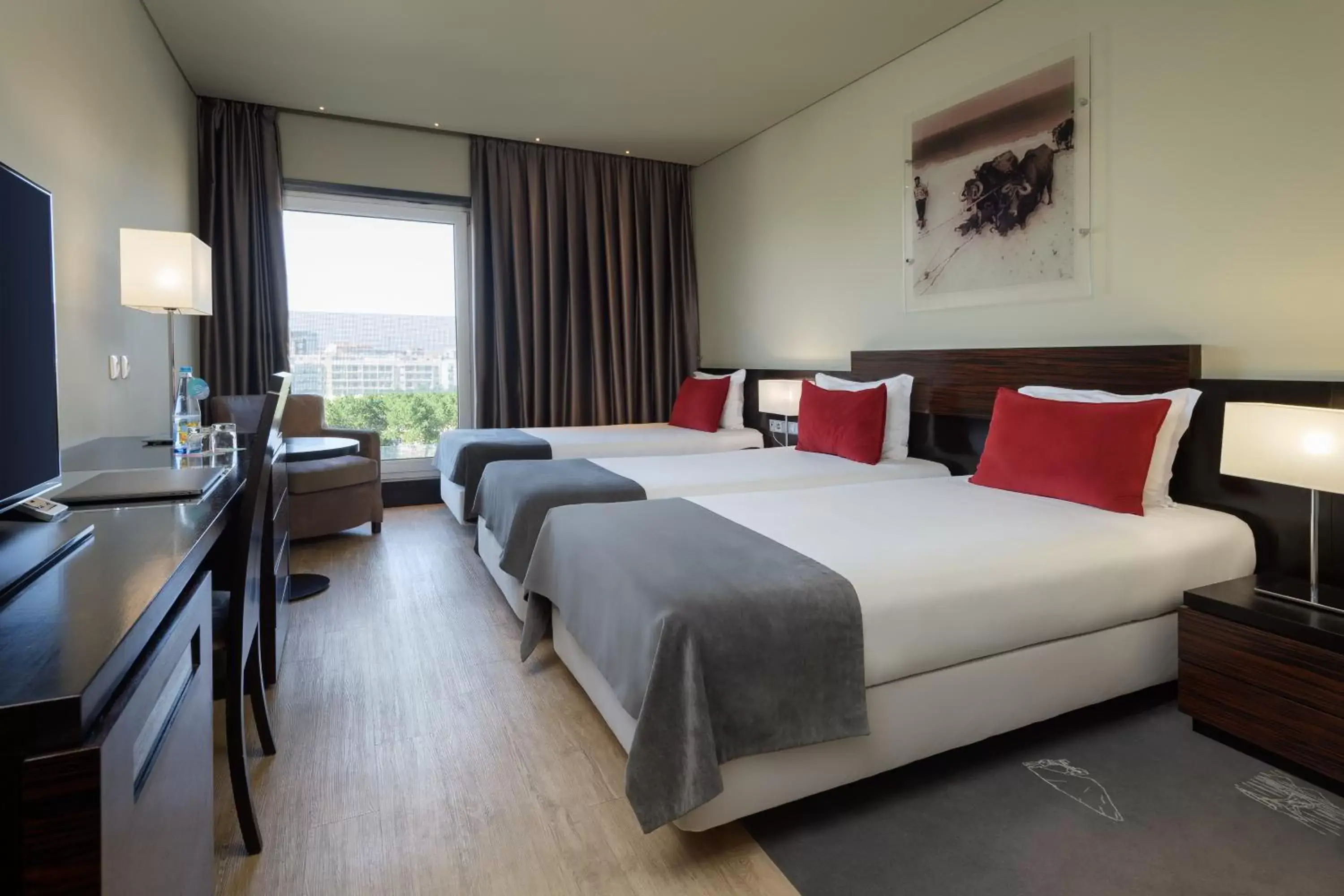 Bed in Melia Ria Hotel & Spa