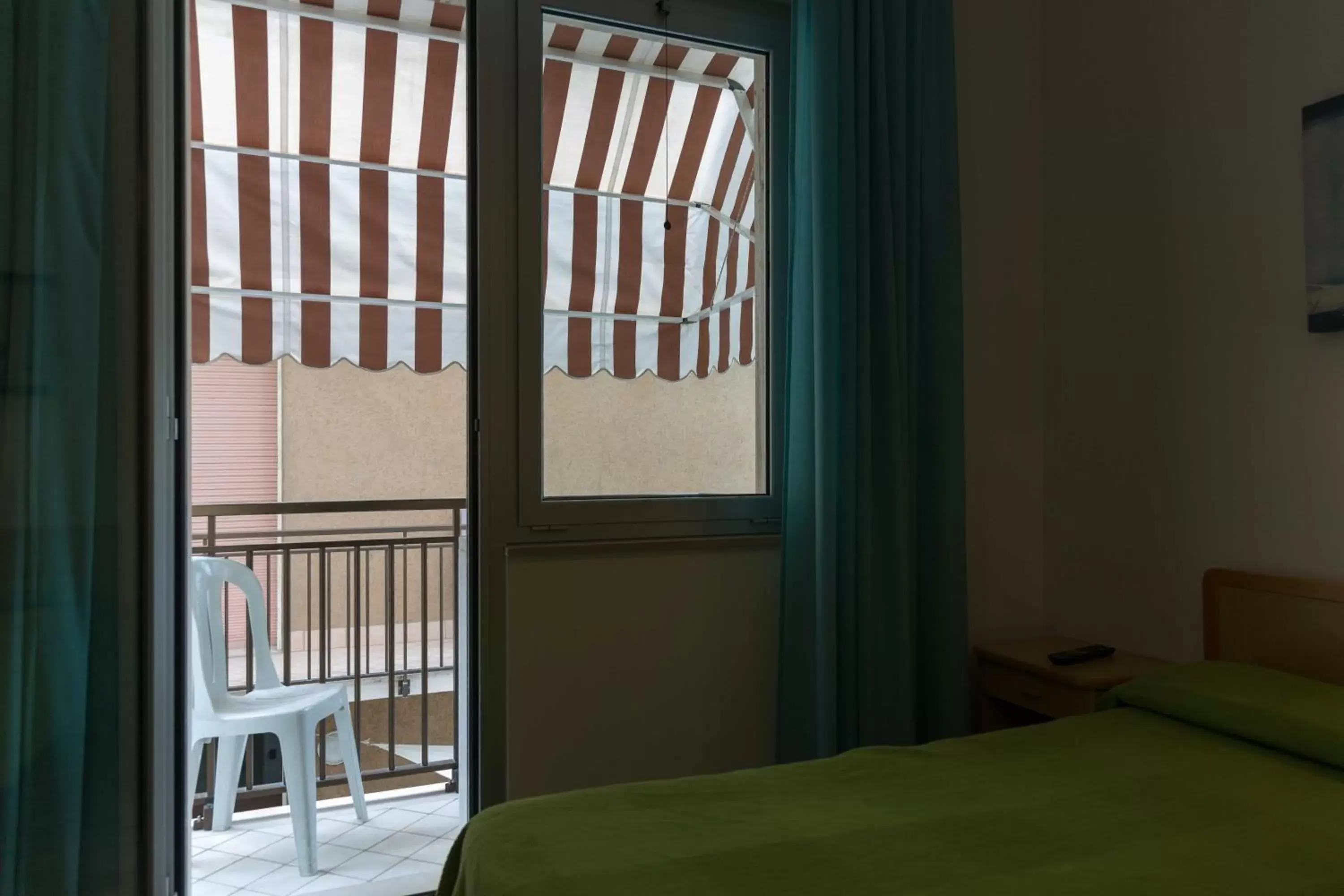 Balcony/Terrace, Bed in Hotel Miramare Dipendenza