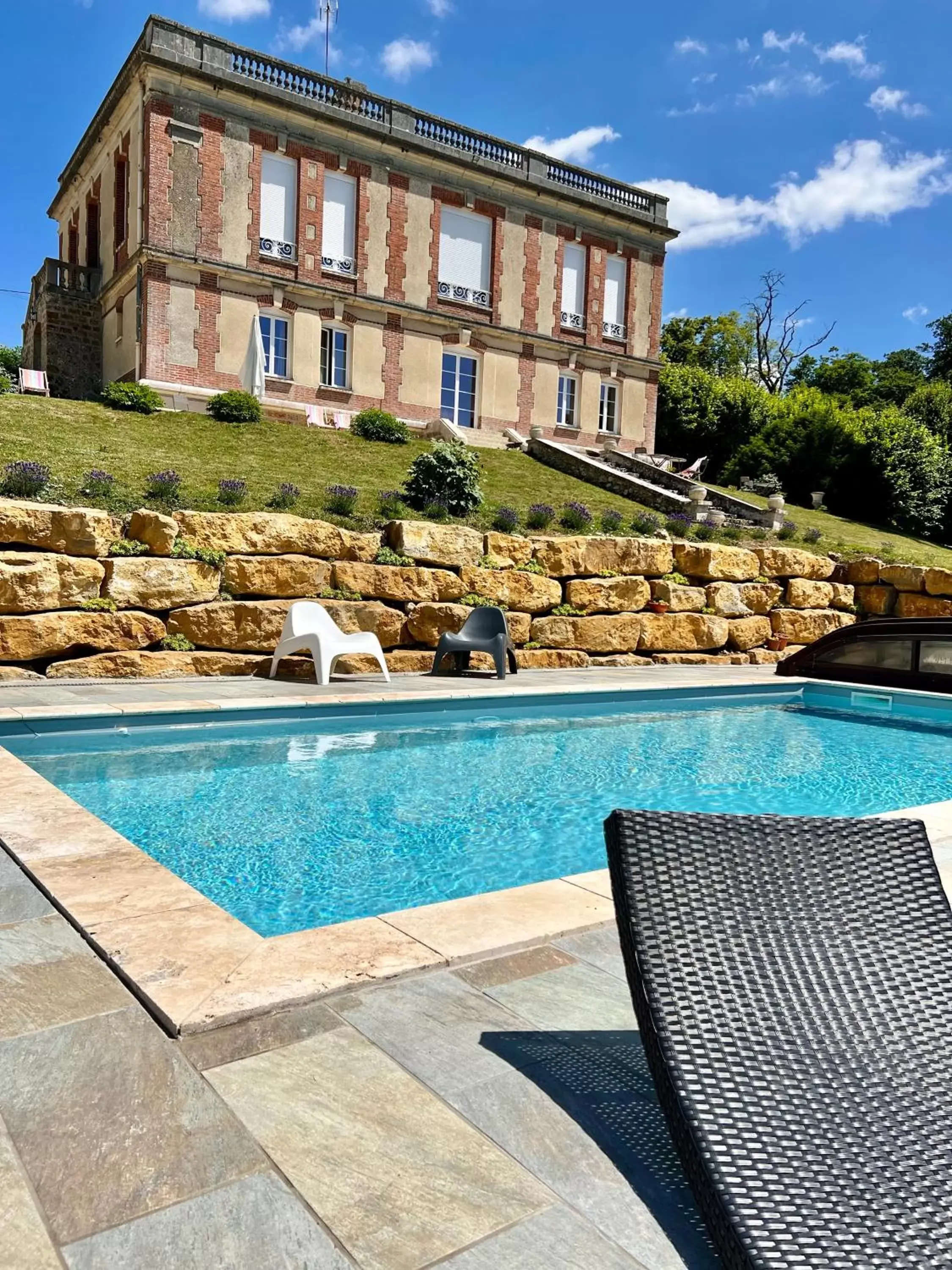 Swimming pool, Property Building in Demeure de la Garenne