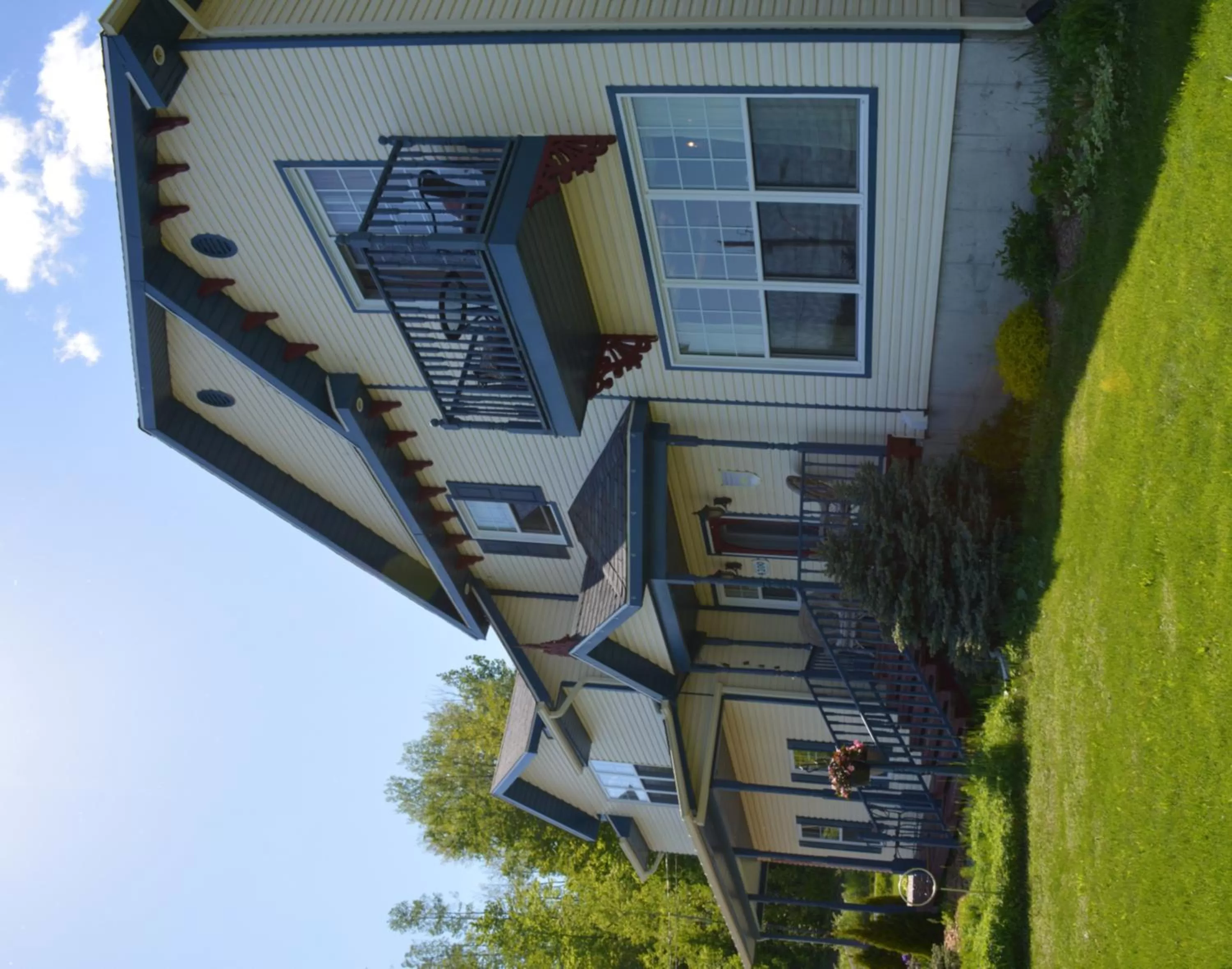Facade/entrance in Domaine de la Baie, Les Suites