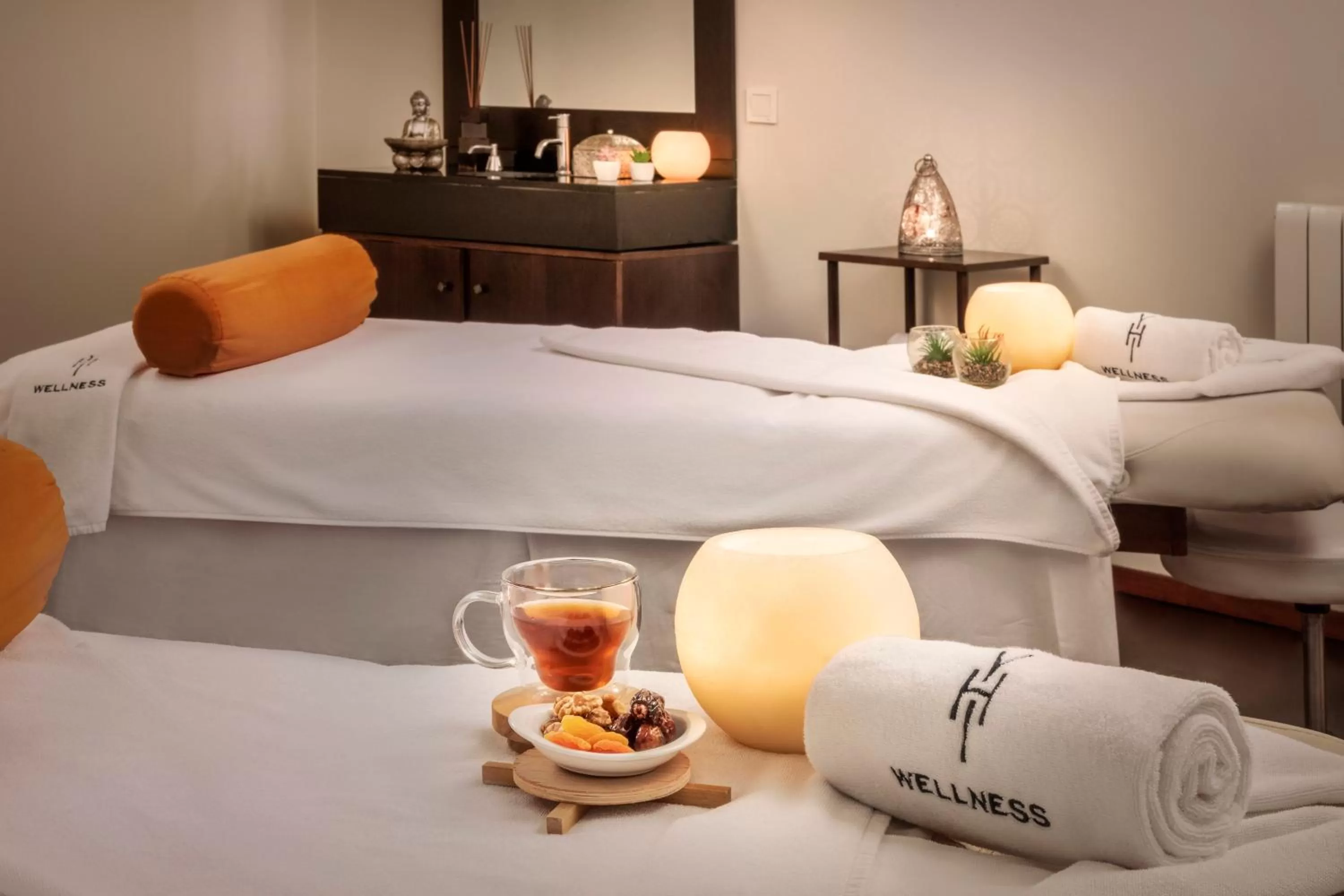 Hot Tub, Bed in Melia Sierra Nevada