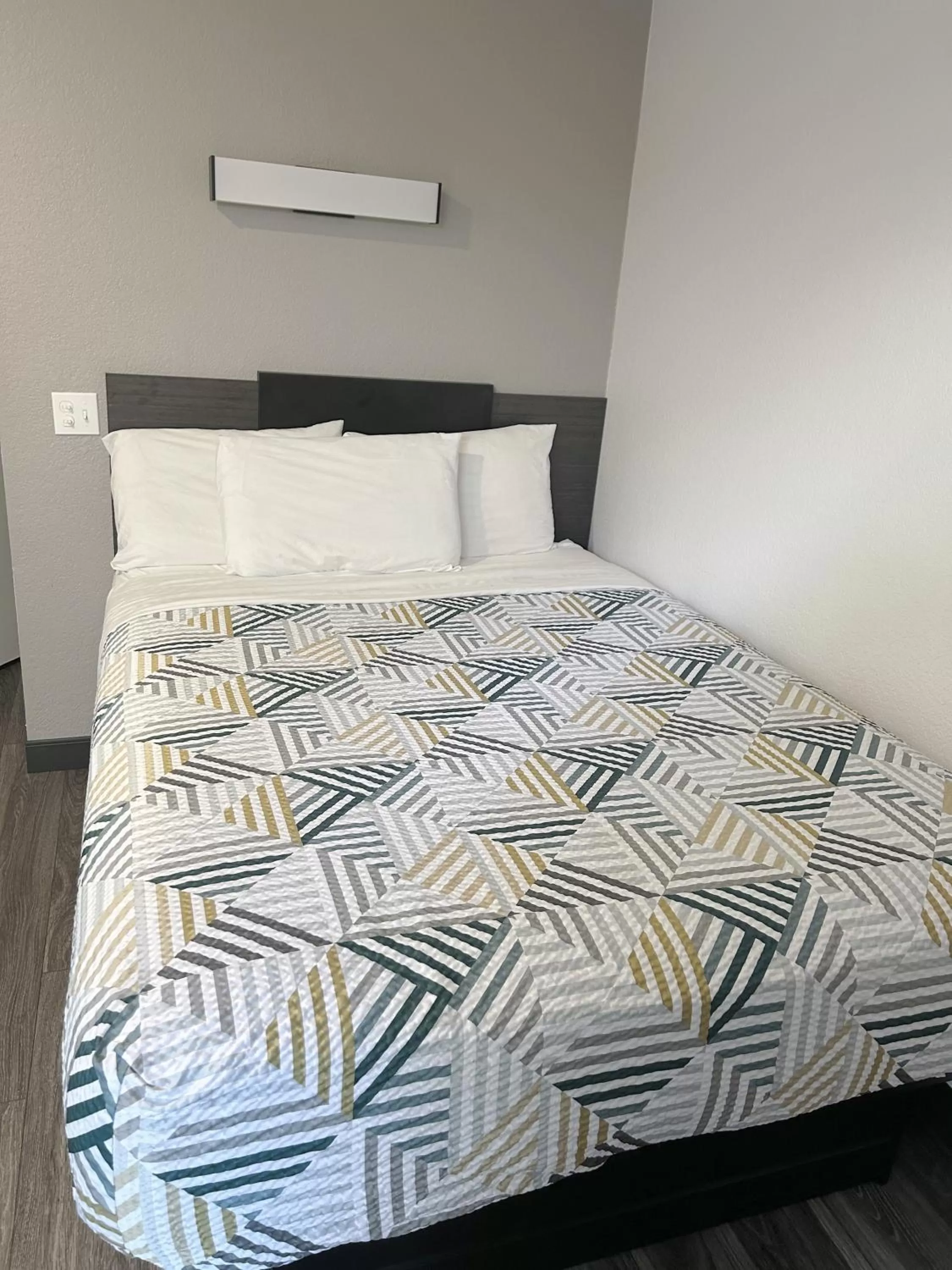 Bed in Motel 6-Marina, CA - Monterey