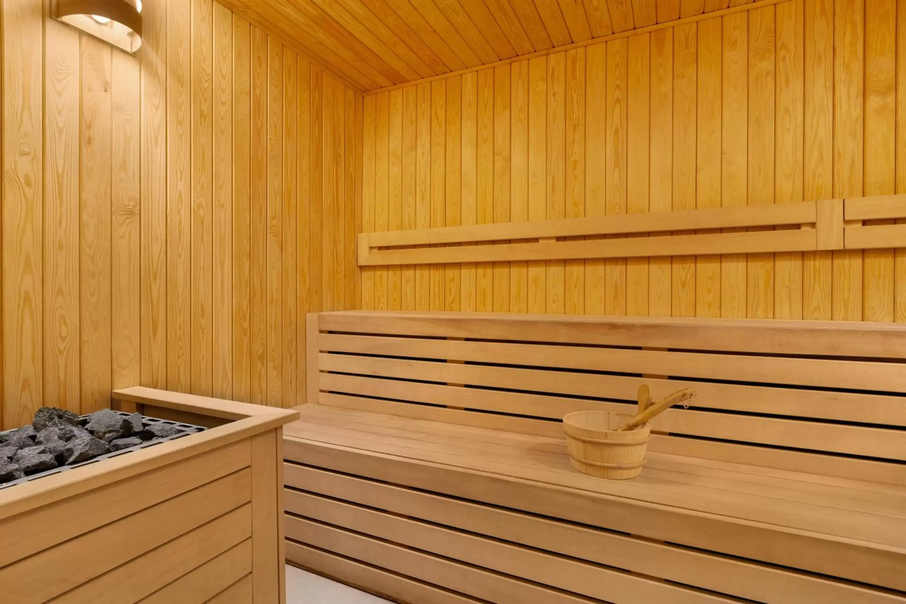 Sauna in Ramada by Wyndham Targu Jiu