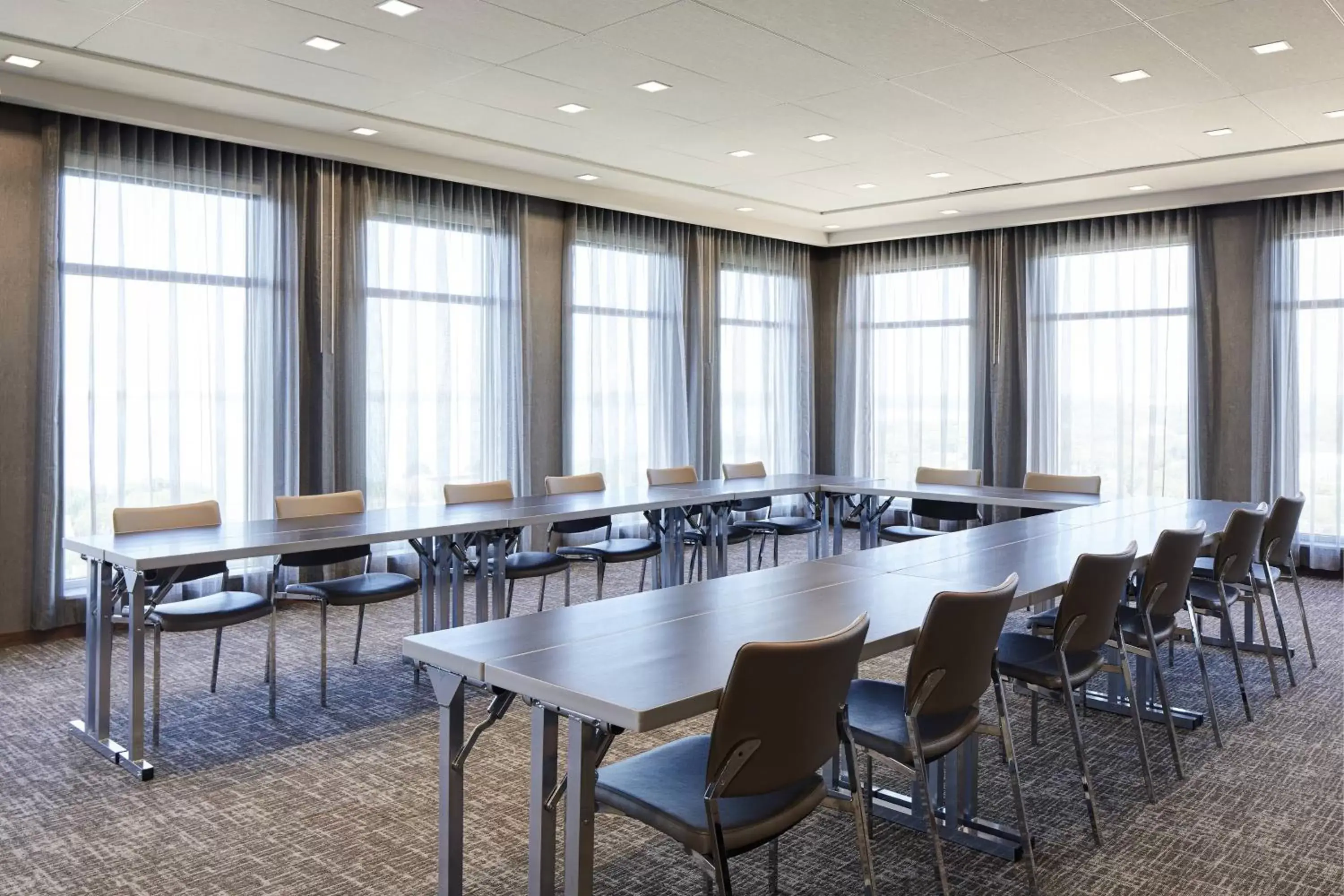 Meeting/conference room in AC Hotel by Marriott Madison Downtown