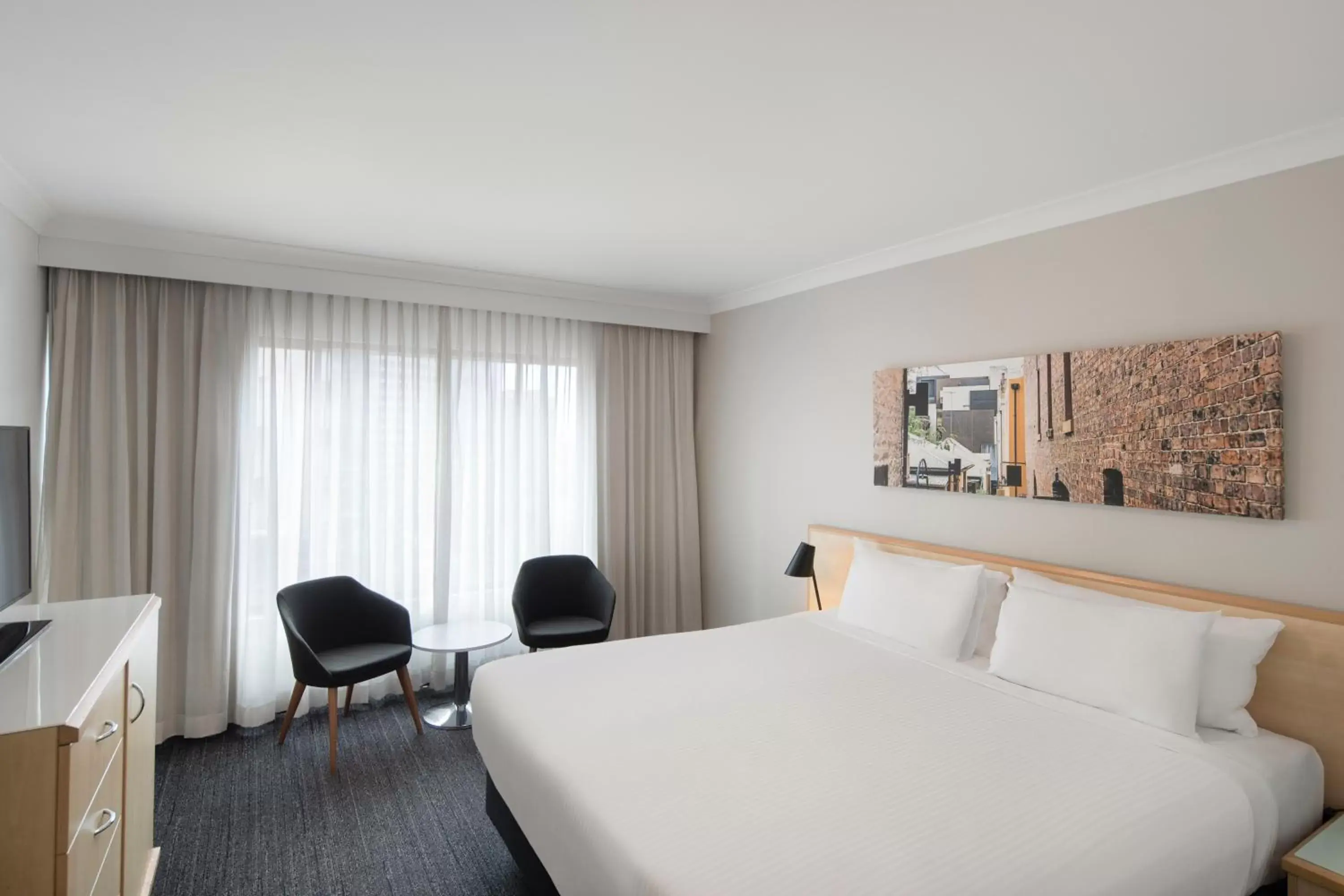 Bedroom, Bed in Mercure Sydney Wynyard