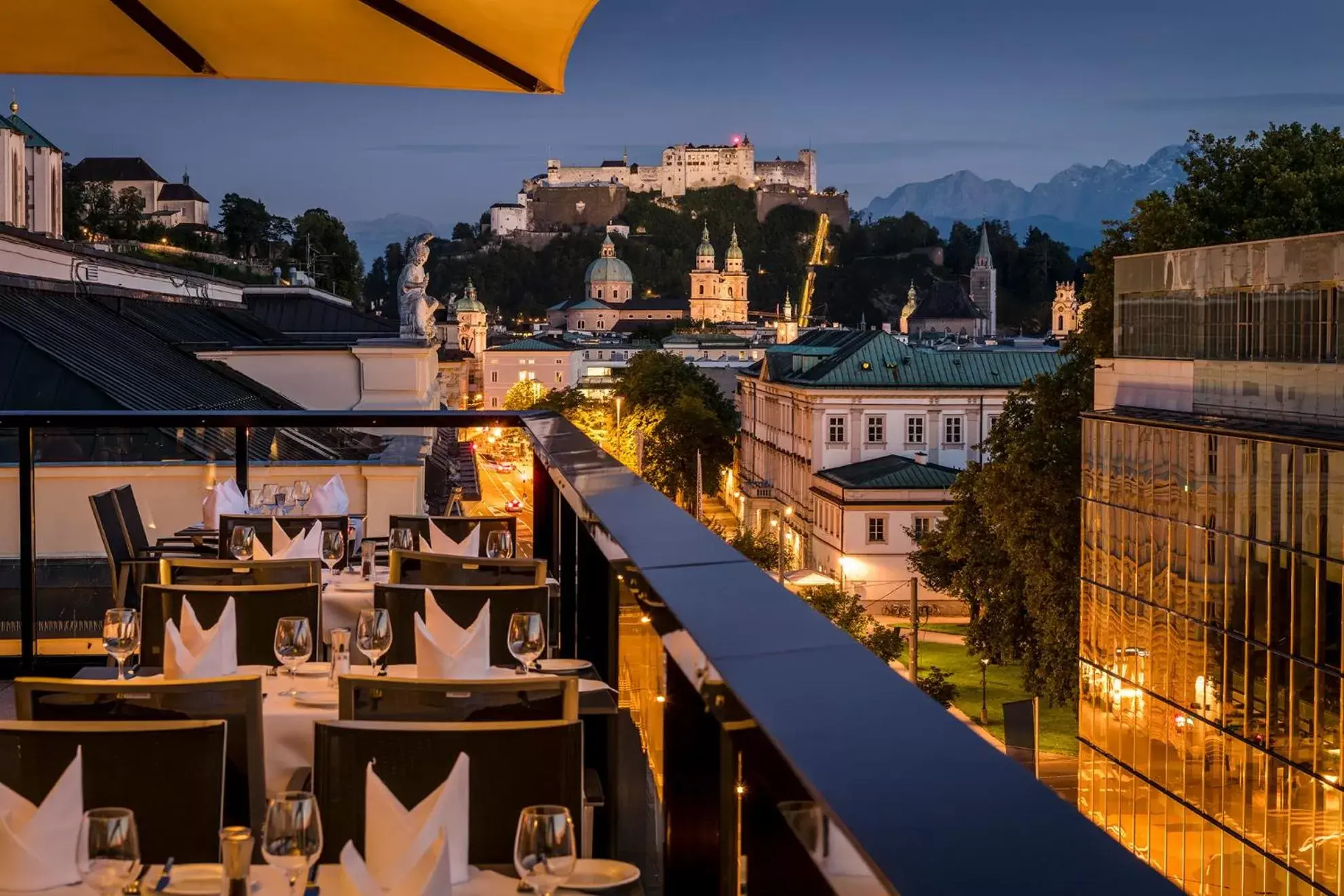 Property building, Restaurant/Places to Eat in IMLAUER HOTEL PITTER Salzburg