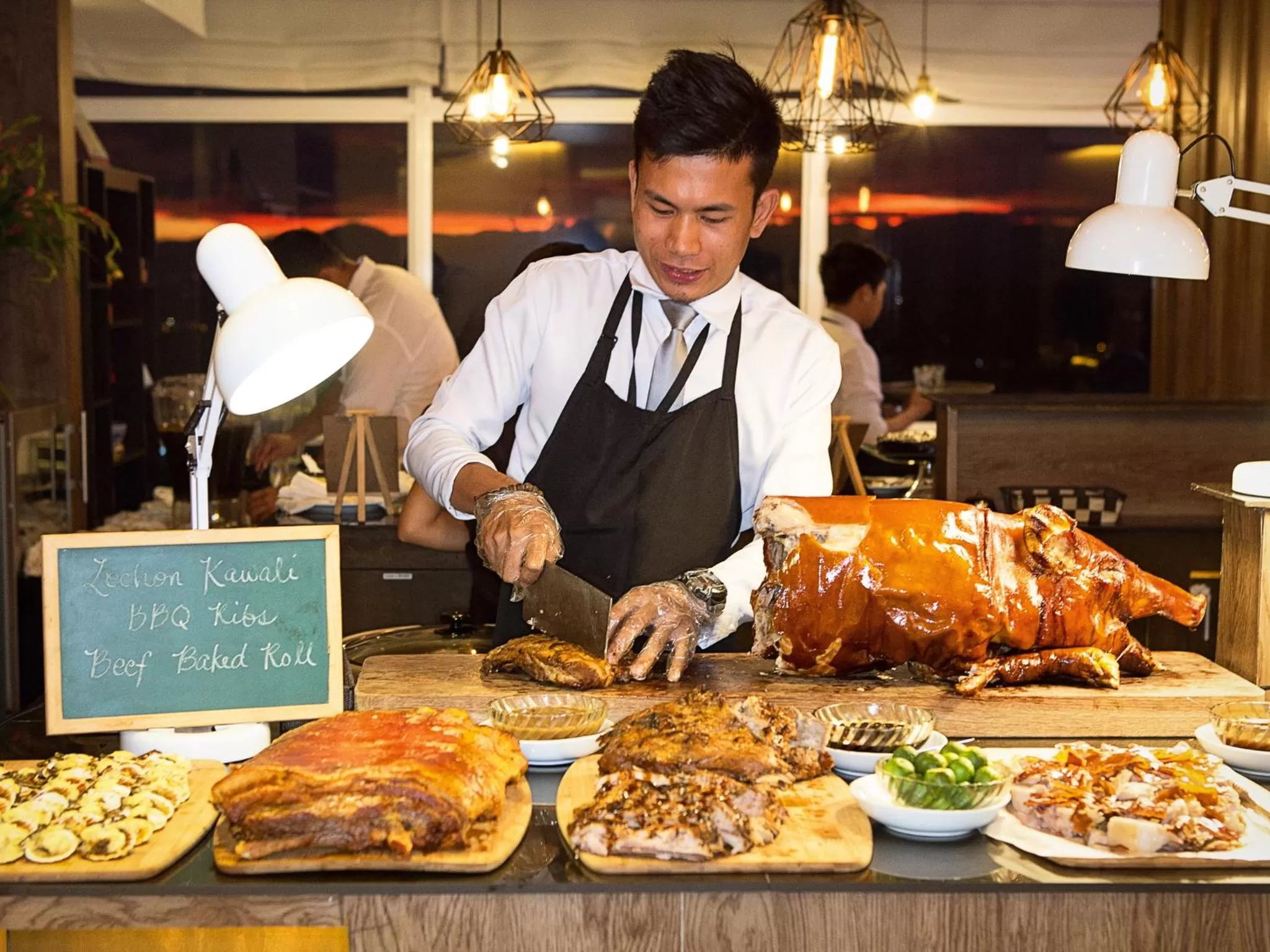 Restaurant/places to eat in Injap Tower Hotel