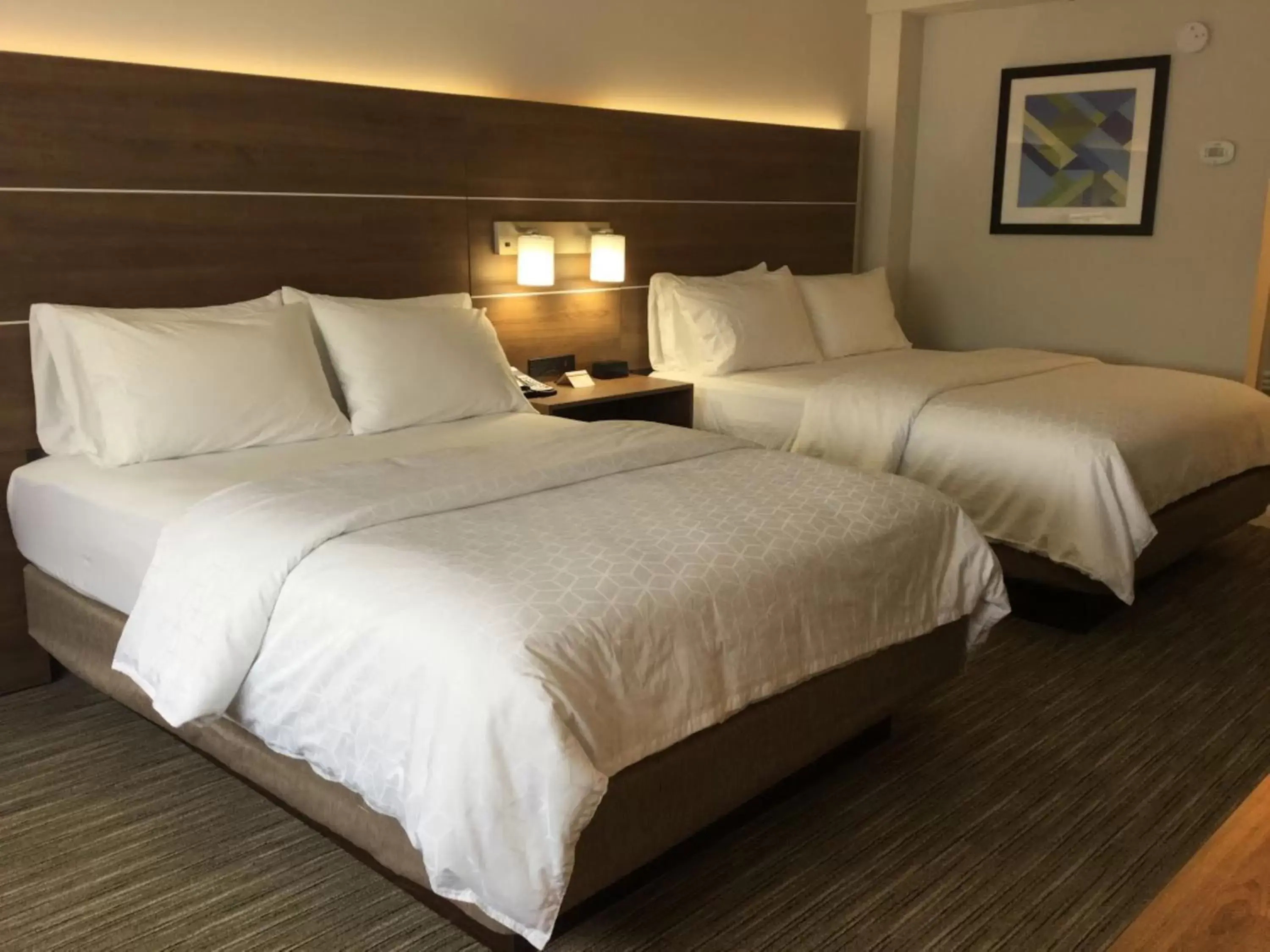 Photo of the whole room, Bed in Holiday Inn Express Easton, an IHG Hotel