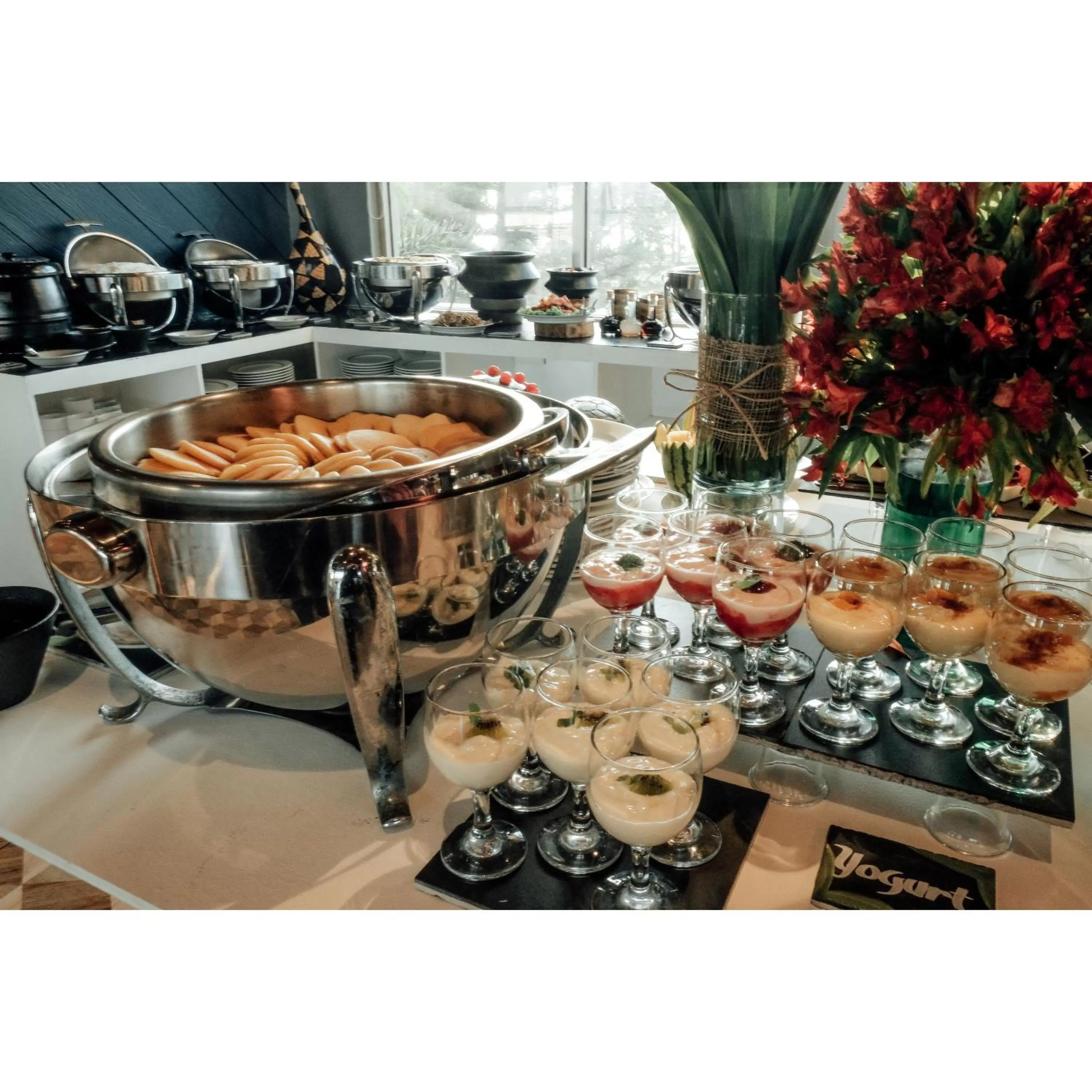 Breakfast in Summit Ridge Tagaytay - Newly Renovated