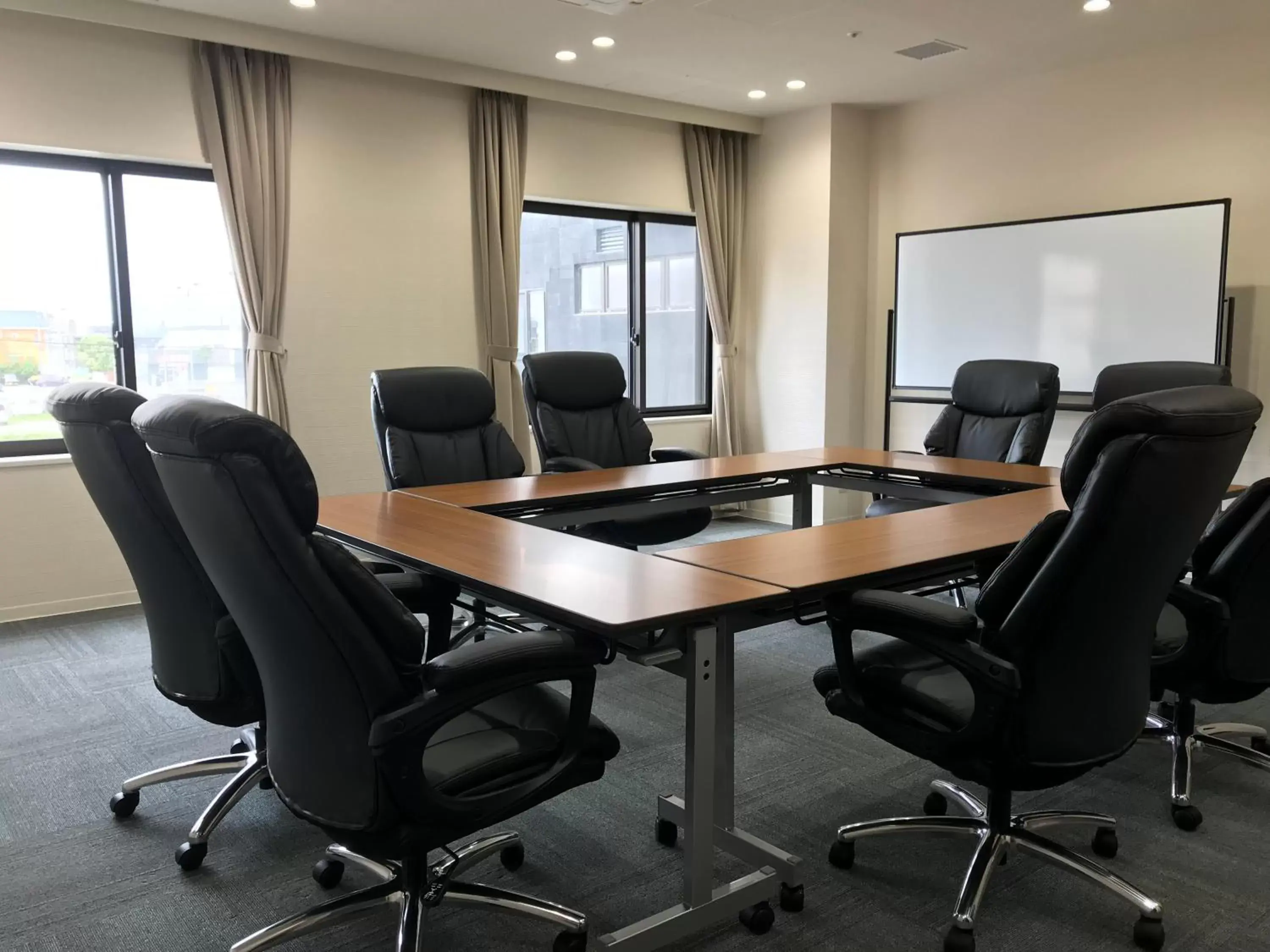 Meeting/conference room in New Tomakomai Prince Hotel NAGOMI