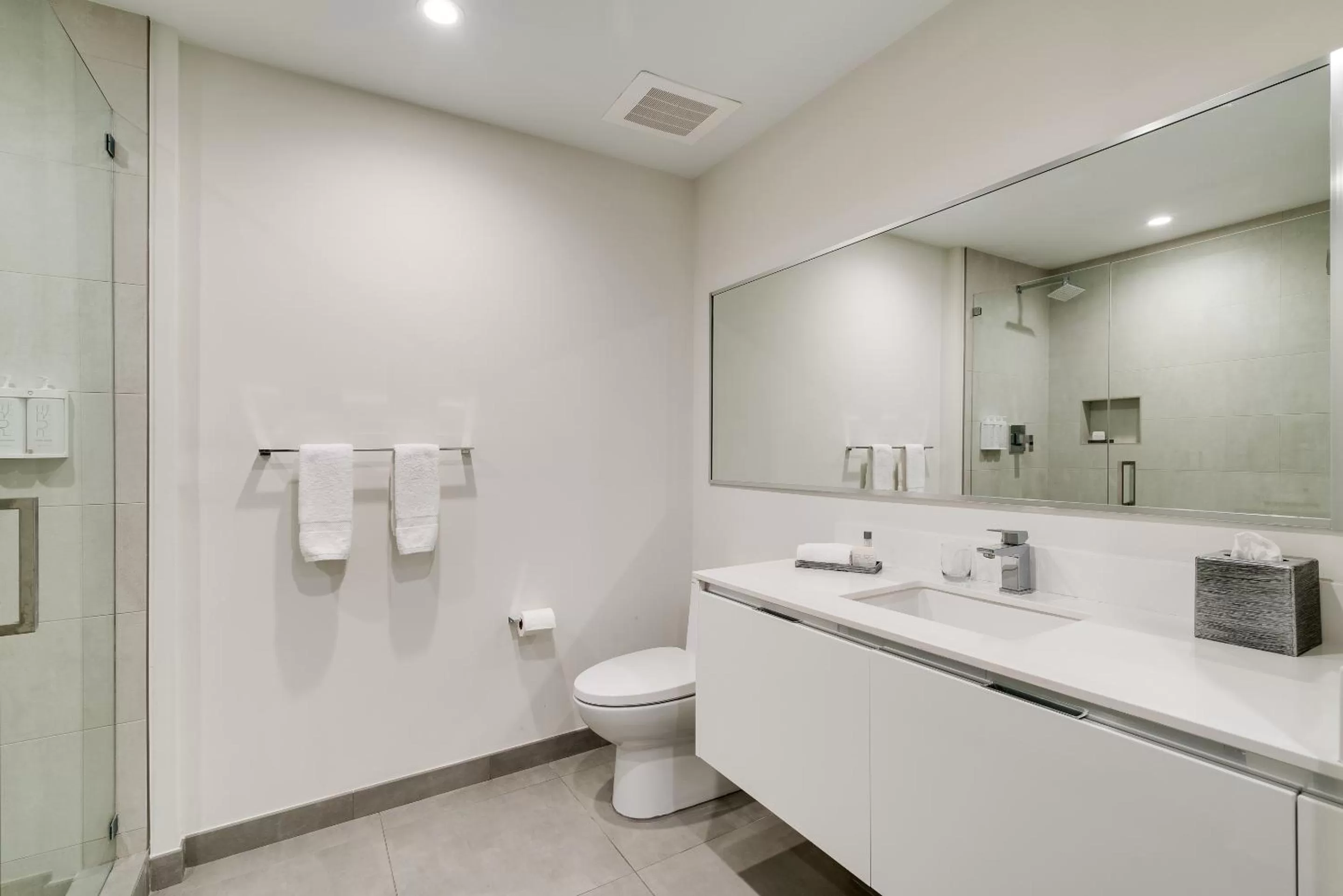 Shower in Costa Hollywood Beach Resort - An All Suite Hotel