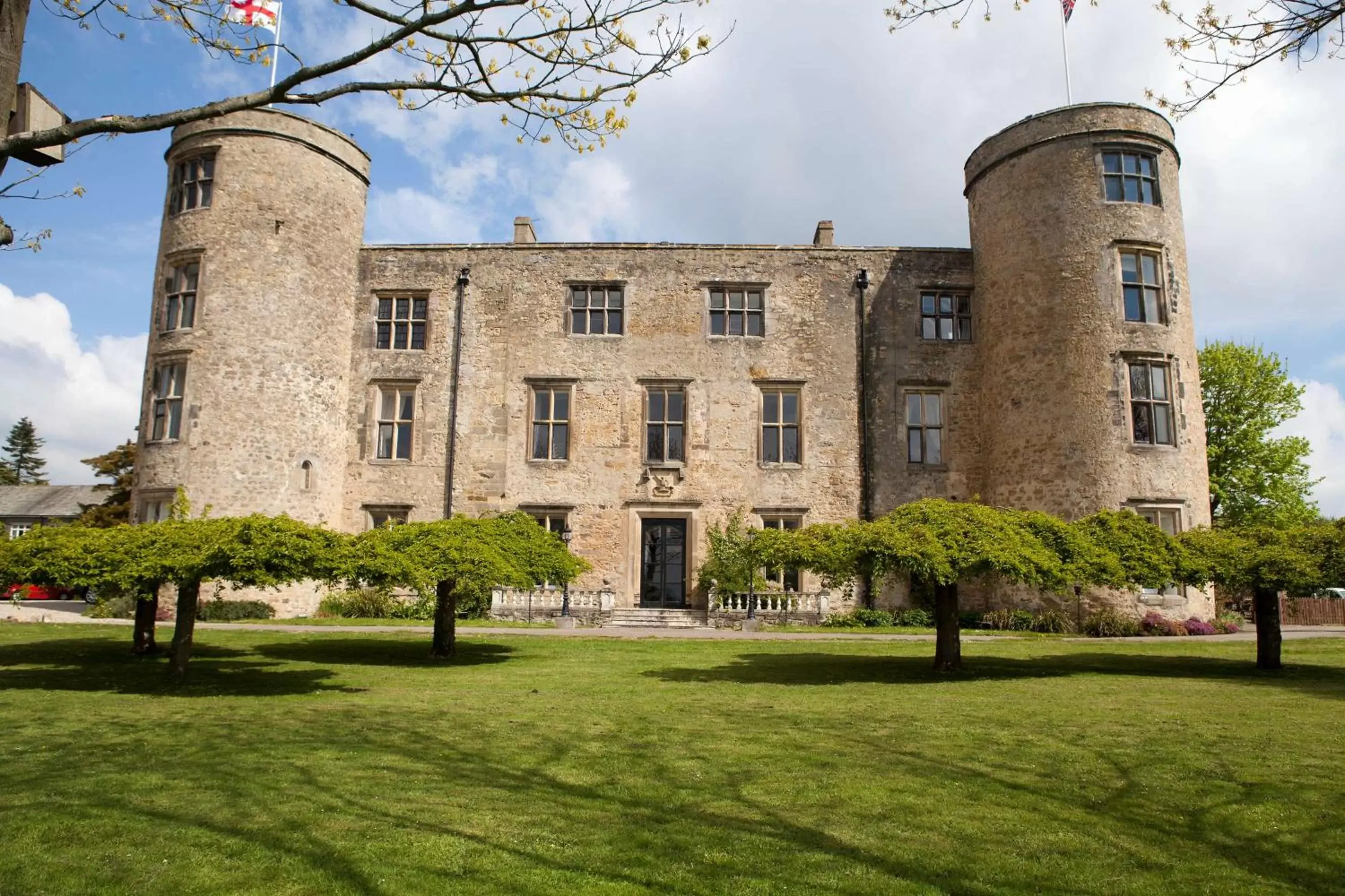 Property building in Best Western Walworth Castle Hotel