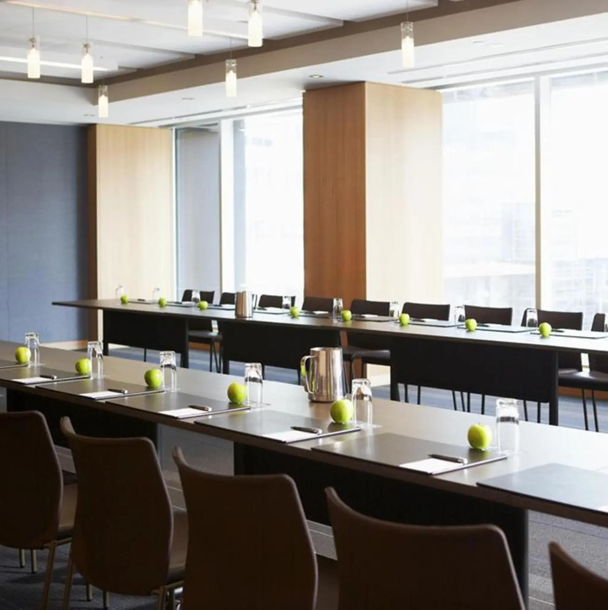 Meeting/conference room in Le Germain Hotel Maple Leaf Square