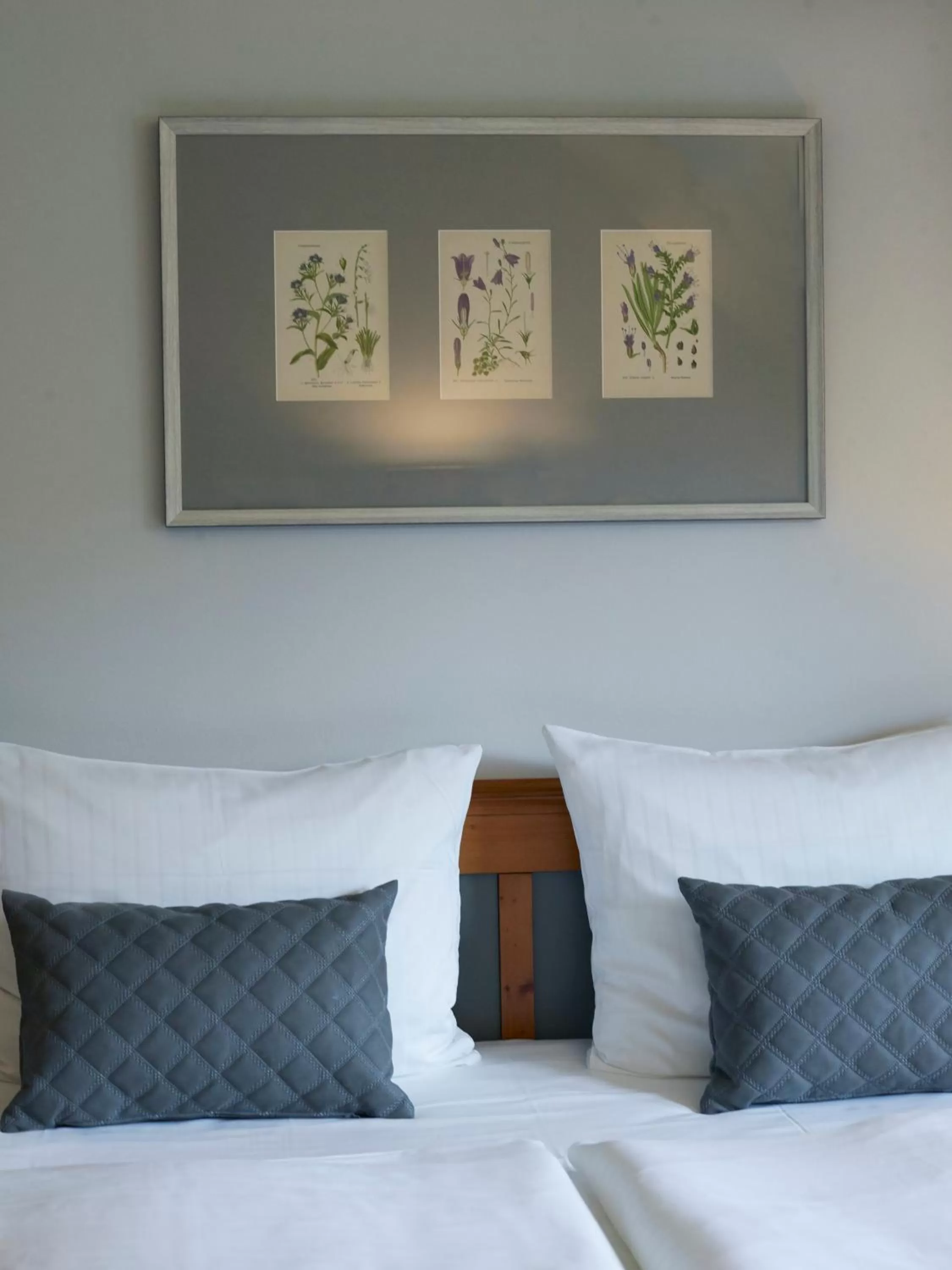 Decorative detail, Bed in Schloss Hotel Dresden Pillnitz