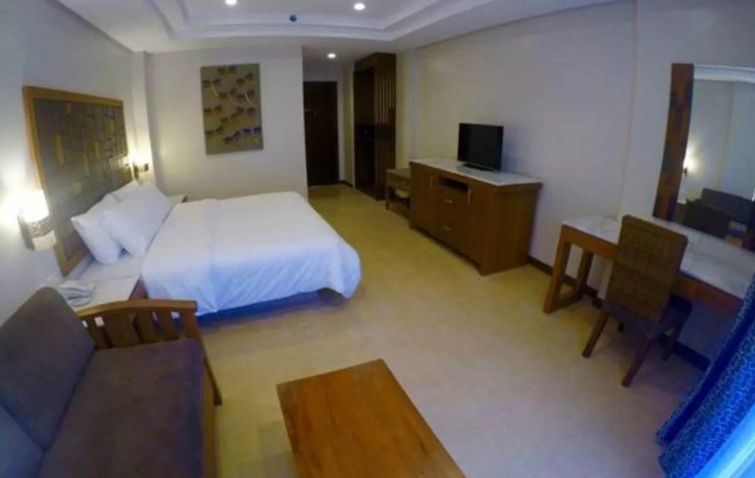 Bedroom, Bed in MO2 Lagoon Coron