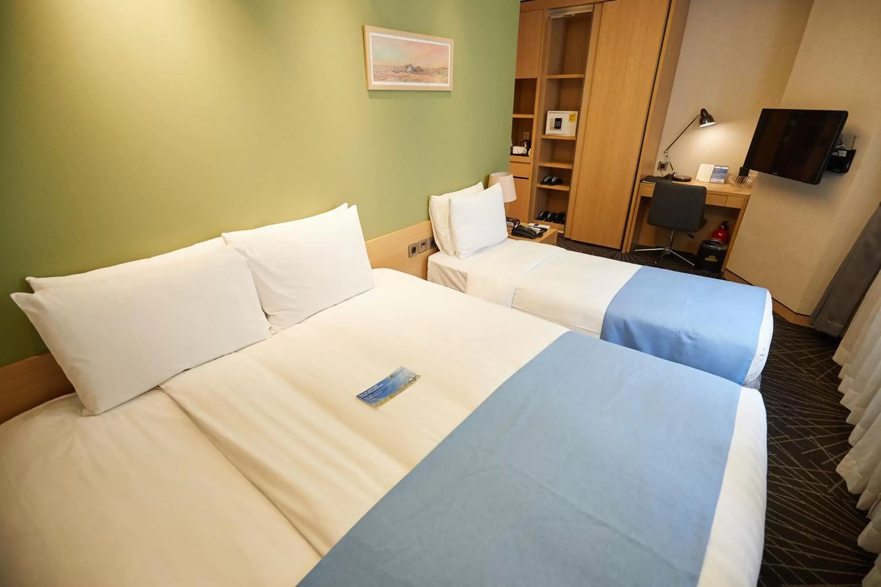 Bed in Days Hotel by Wyndham Seoul Myeongdong