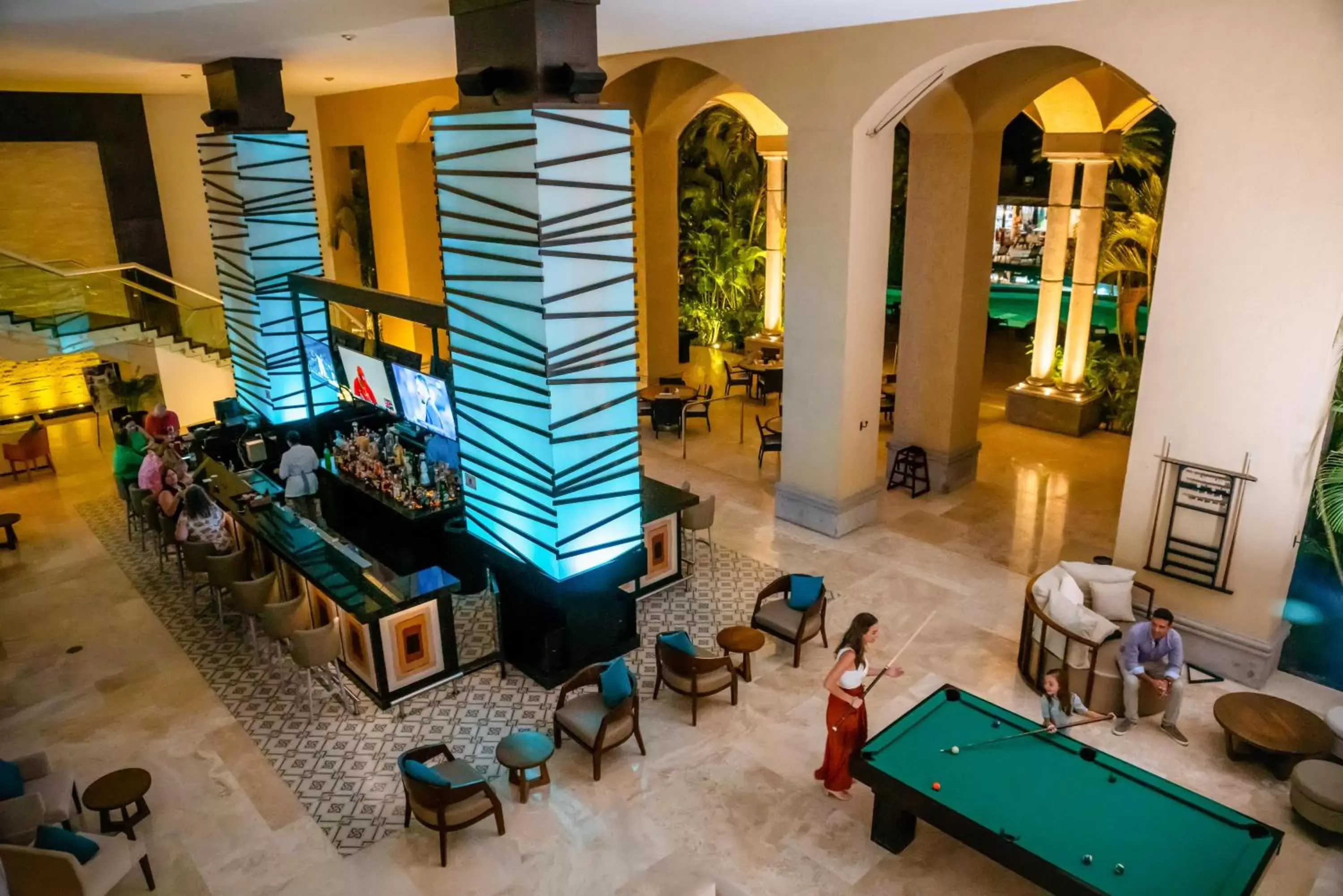 Lounge or bar in Casa Dorada Los Cabos Resort & Spa
