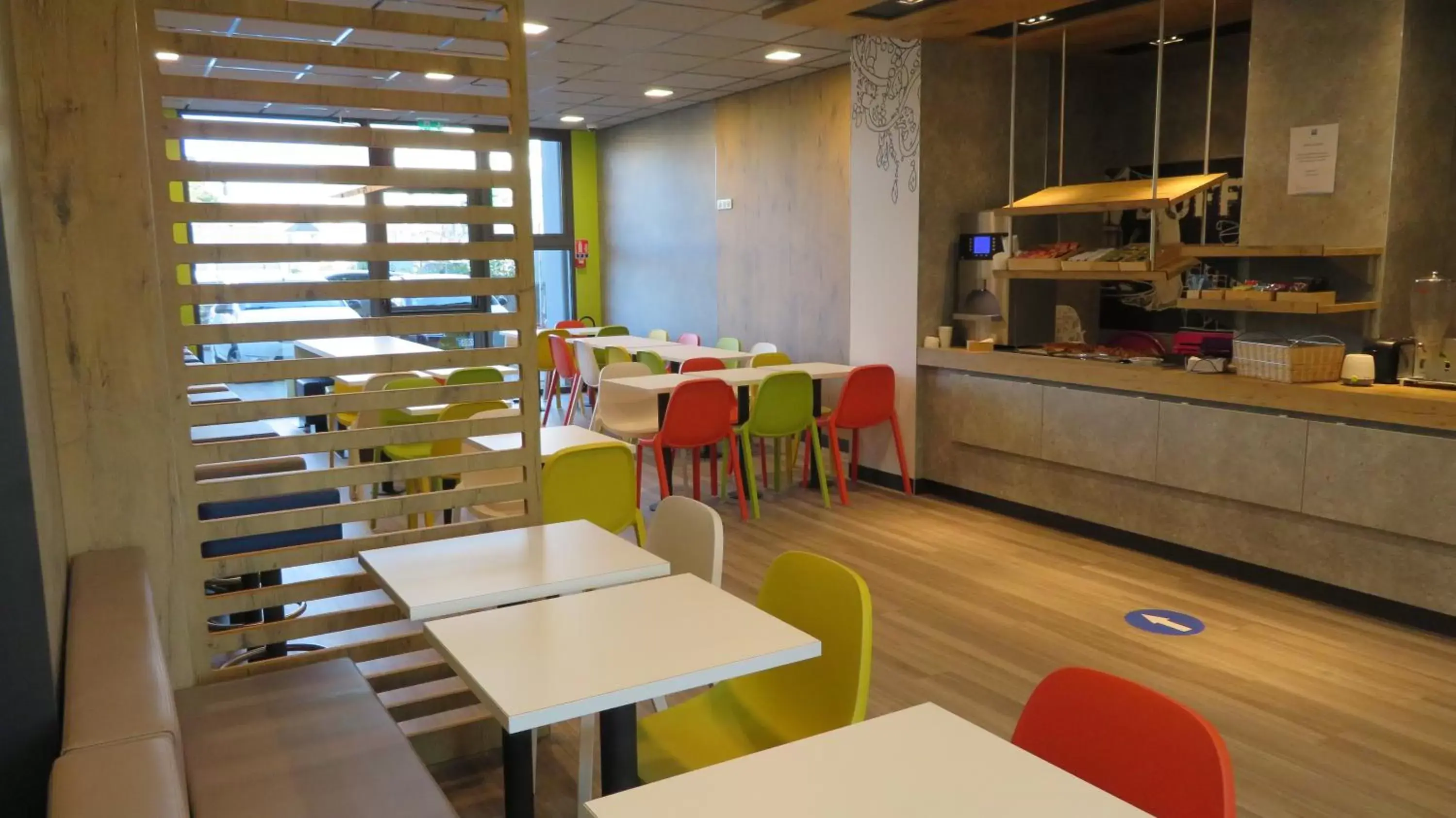 Restaurant/places to eat in ibis budget Tours Centre Gare et congrès Restaurant/places to eat in ibis budget Tours Centre Gare et congrès