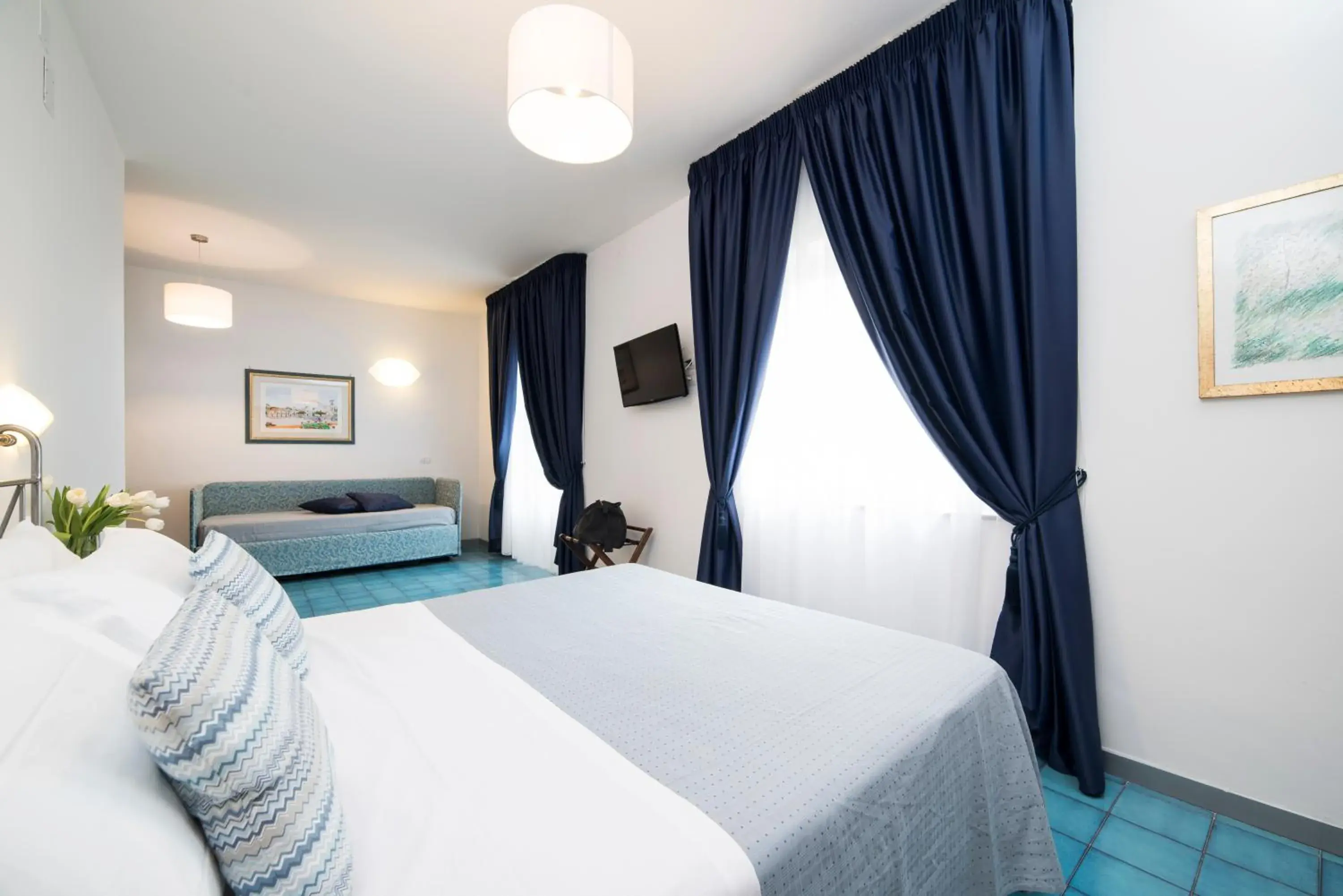 Photo of the whole room, Bed in Hotel Sole Splendid Photo of the whole room, Bed in Hotel Sole Splendid