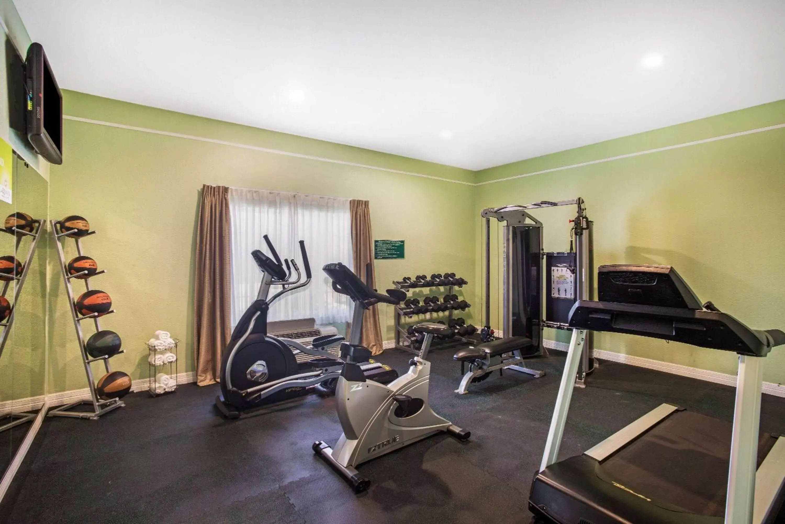 Fitness Center/Facilities in La Quinta by Wyndham Belton - Temple South