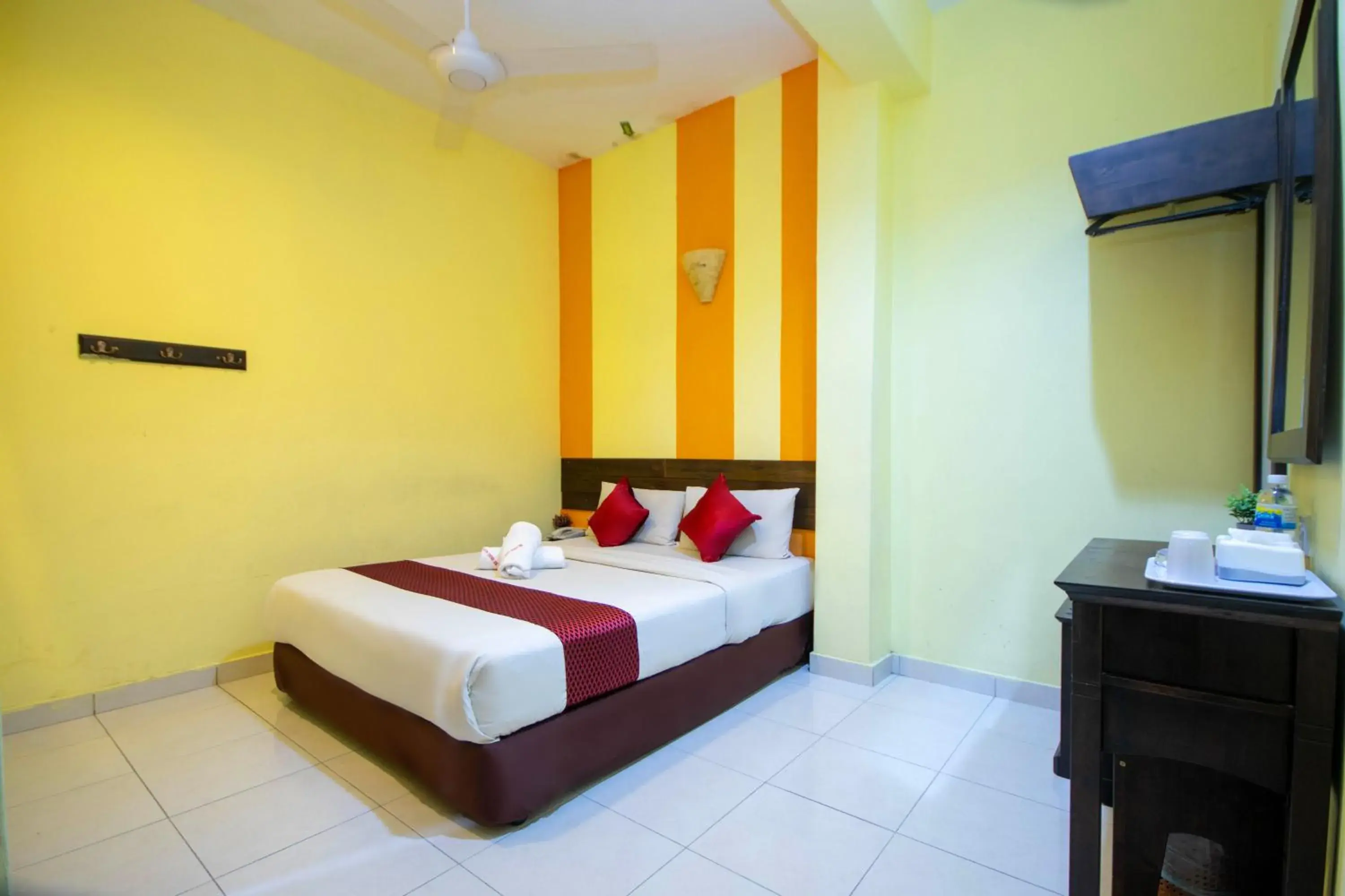 Bedroom, Bed in Sun Inns Rest House Kuantan