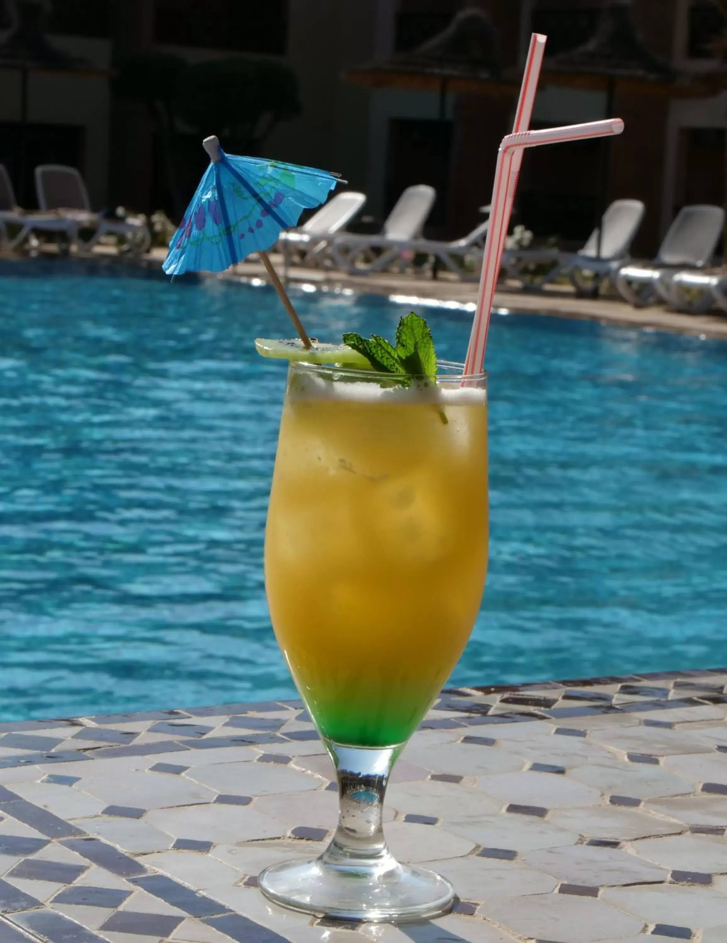 Drinks, Swimming Pool in Club Paradisio