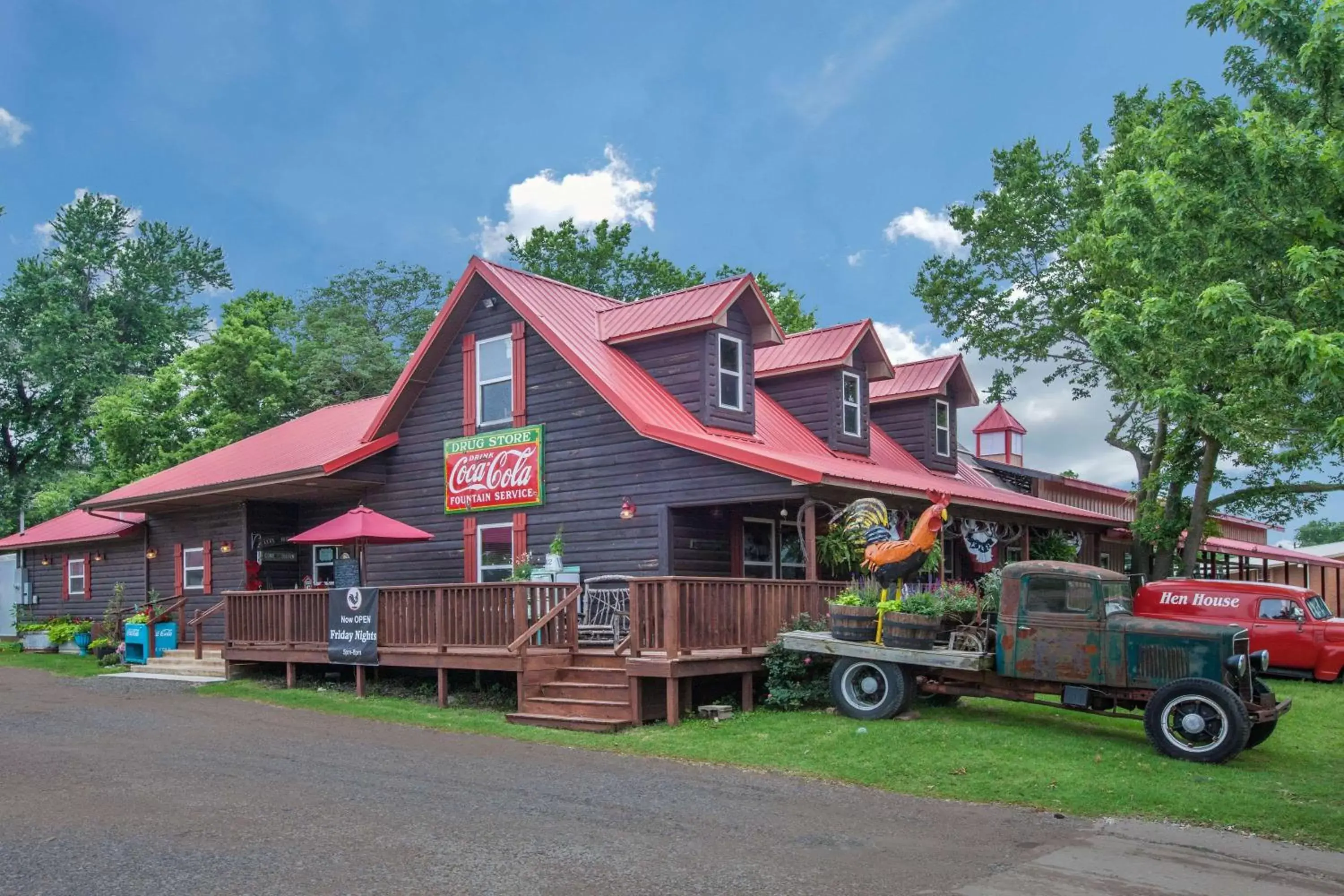 On site, Property Building in Days Inn by Wyndham Okemah