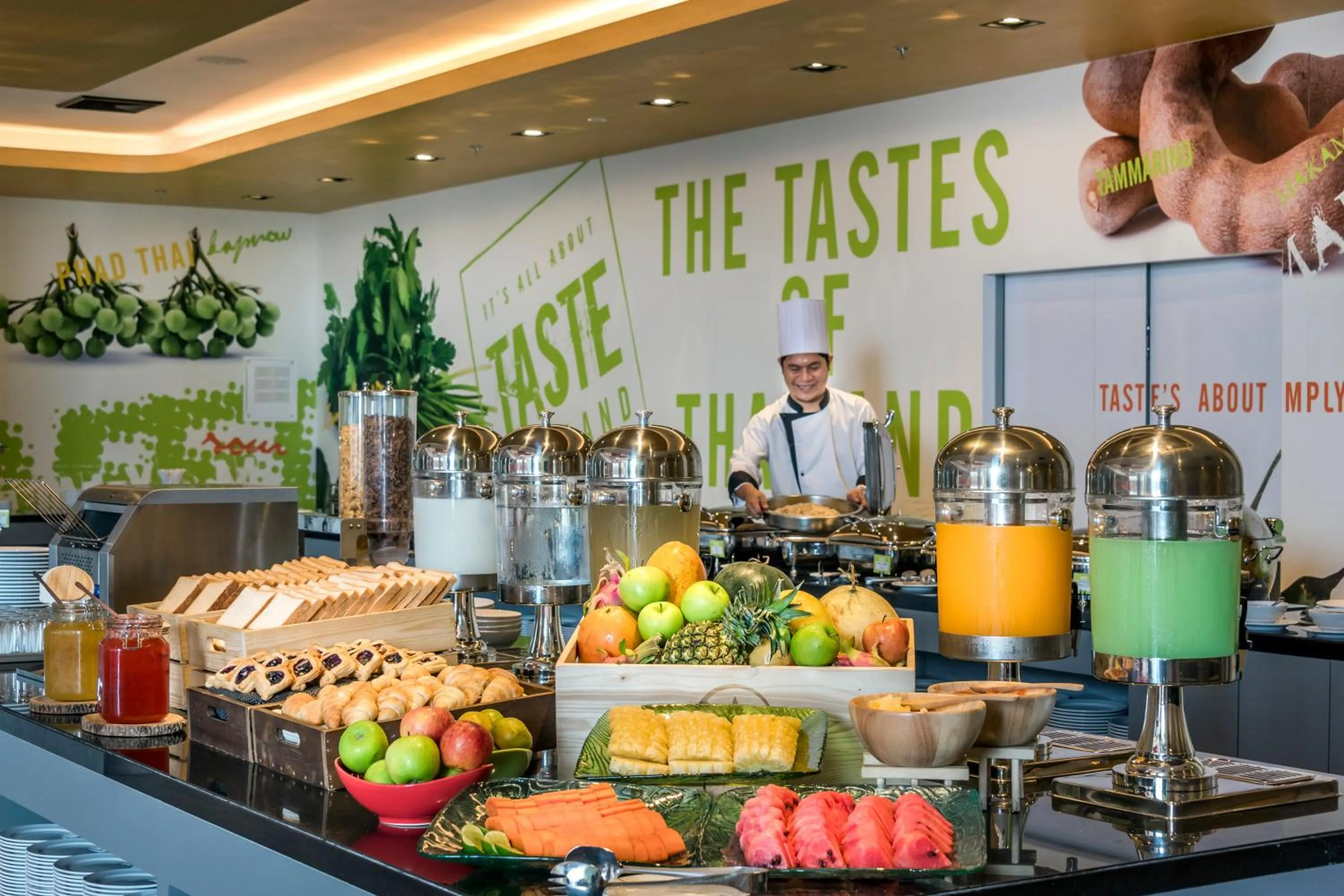 Restaurant/places to eat in ibis Bangkok IMPACT