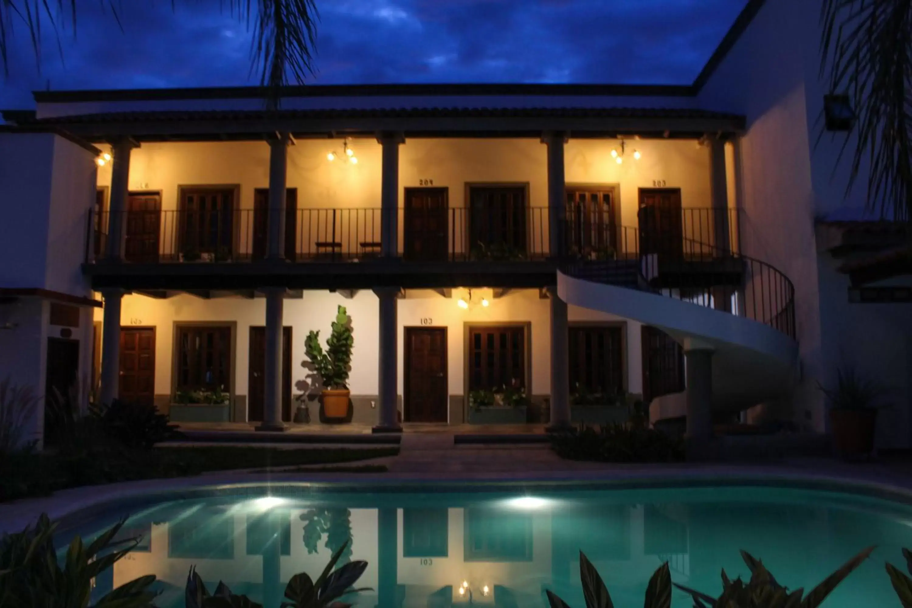 Sunset, Swimming Pool in Hotel Casa del Agua