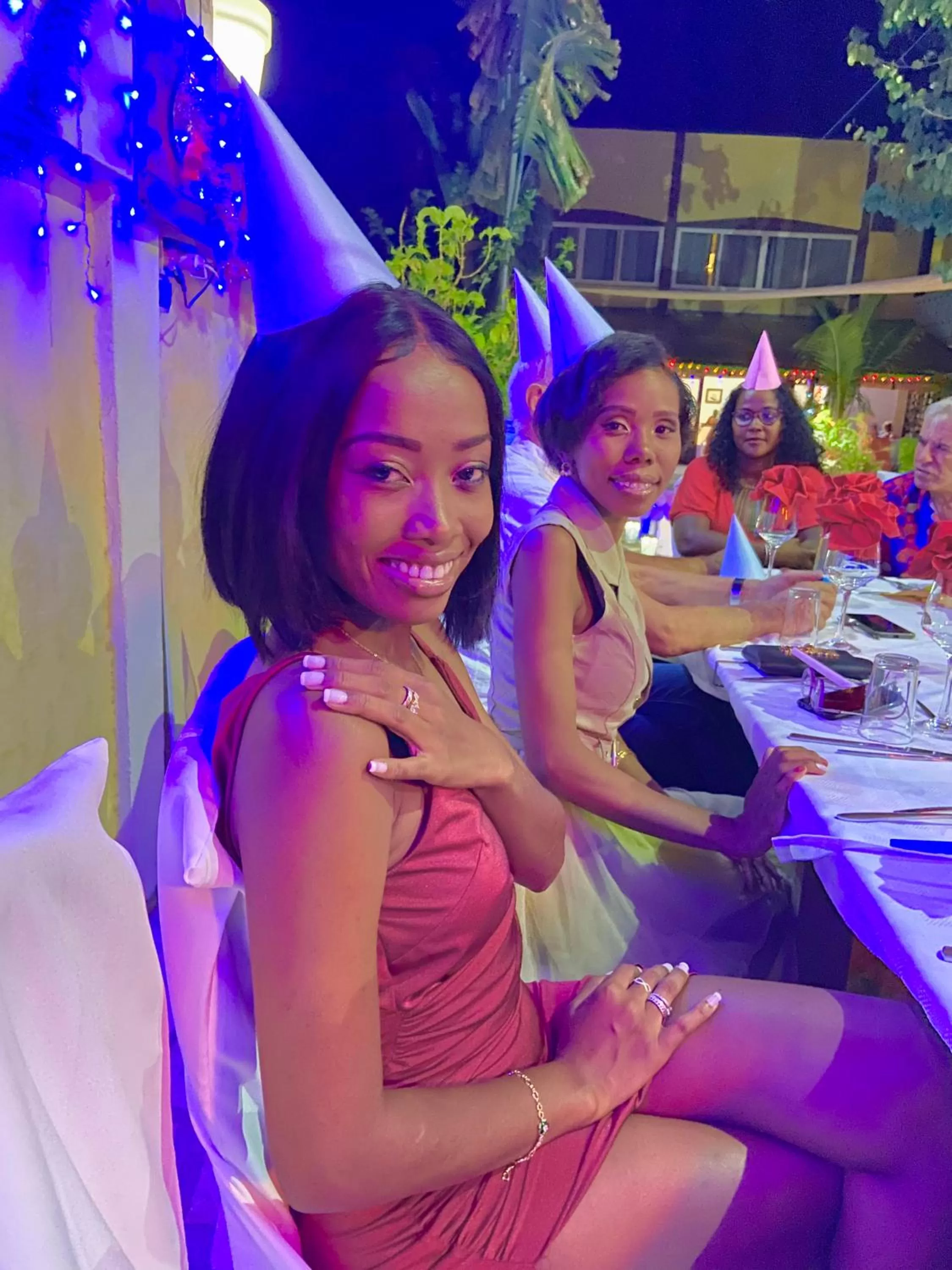 People in Hôtel Restaurant Coco Lodge Majunga