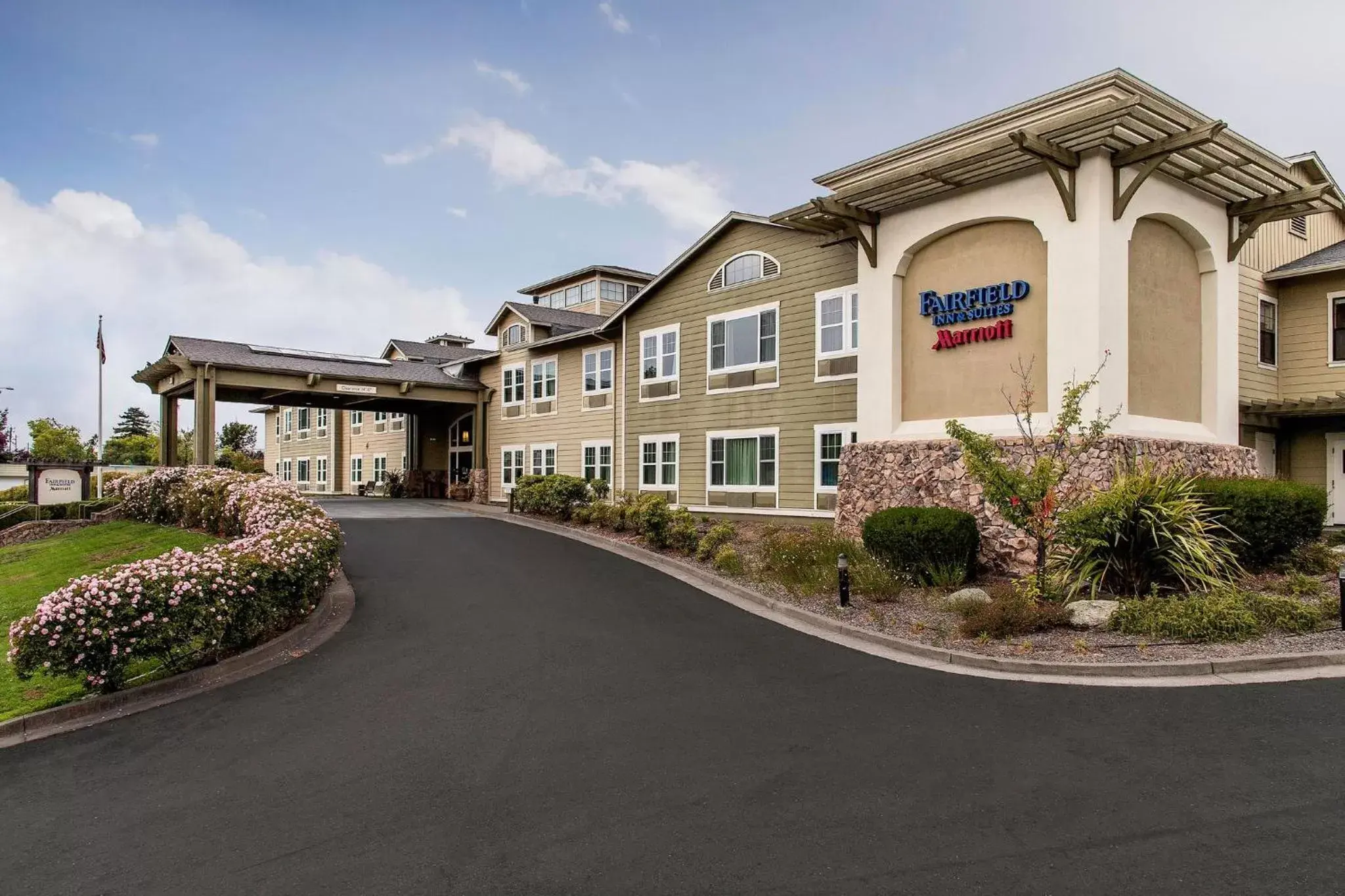 Property Building in Fairfield Inn and Suites Santa Rosa Sebastopol