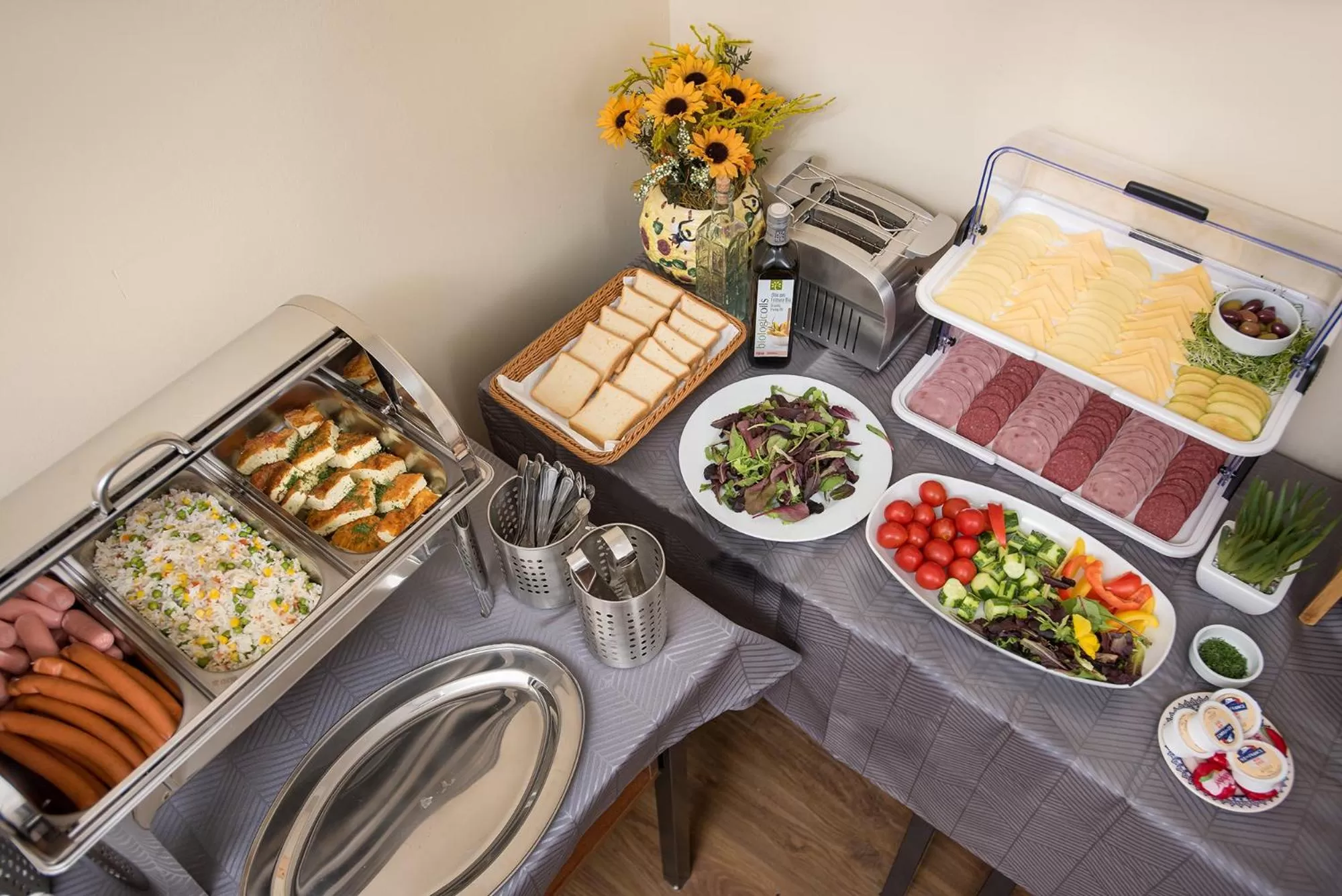 Breakfast, Food in Art Hotel