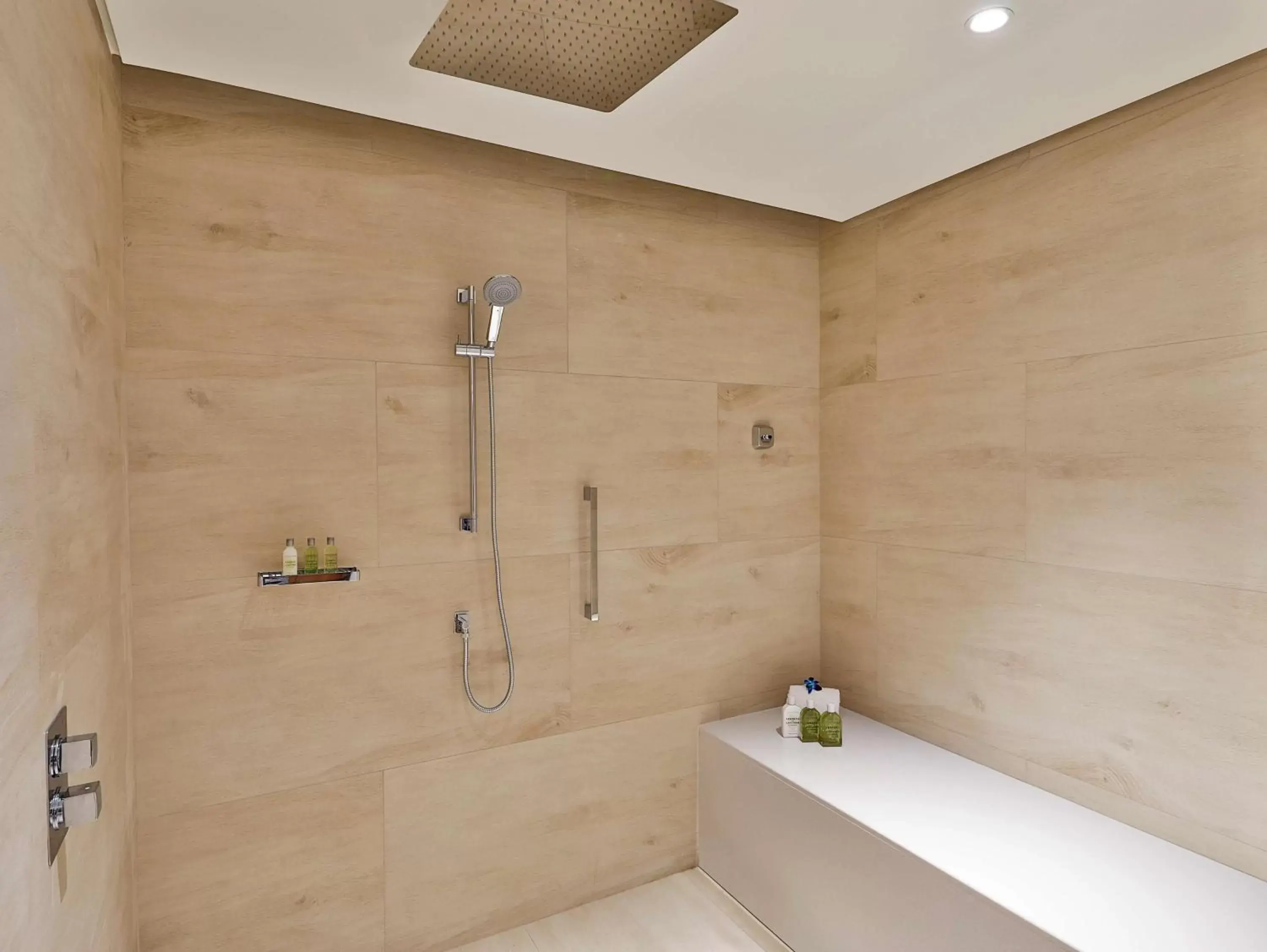 Bathroom in DoubleTree by Hilton Dubai - Business Bay