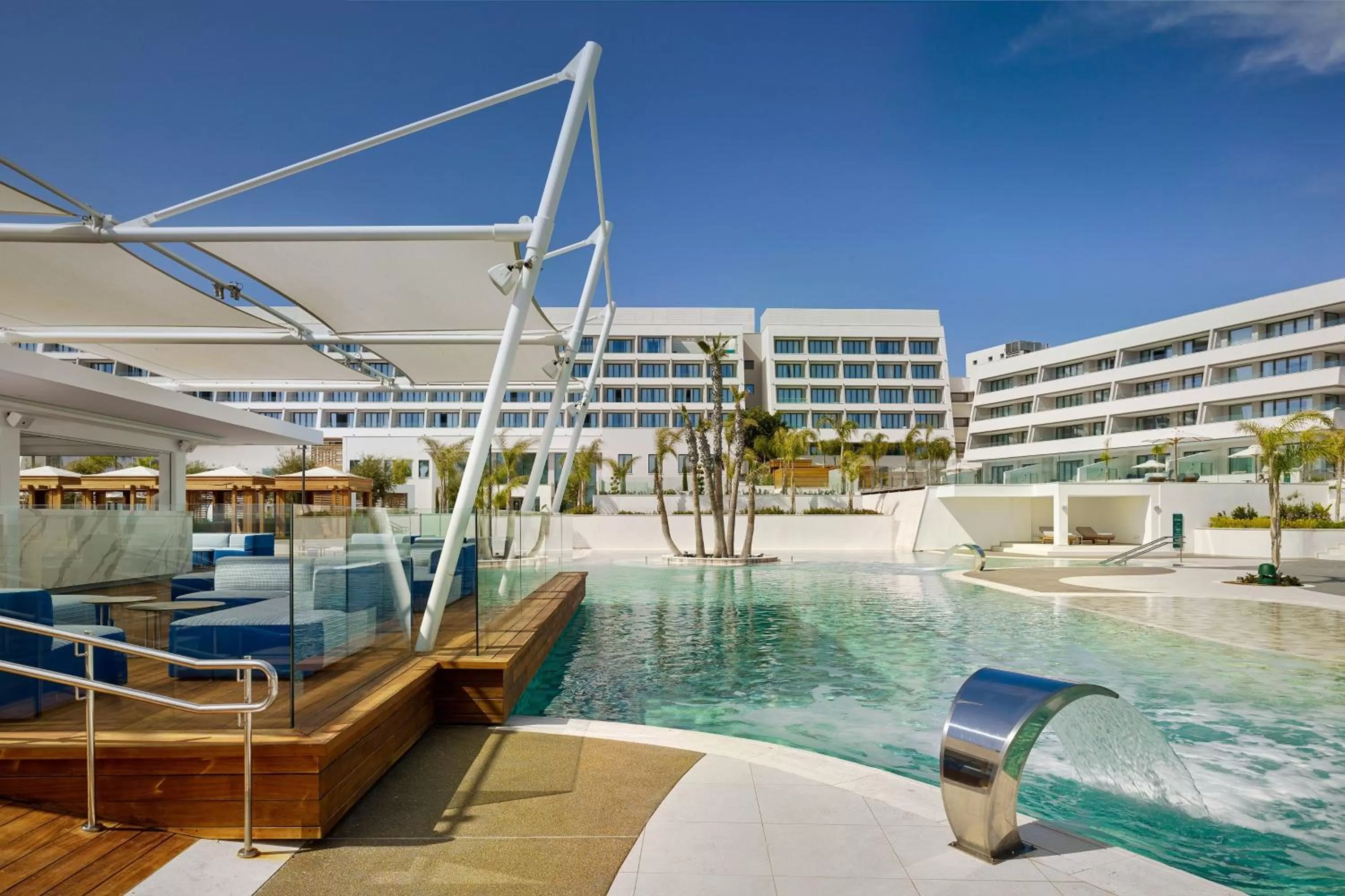 Restaurant/places to eat in Parklane, a Luxury Collection Resort & Spa, Limassol