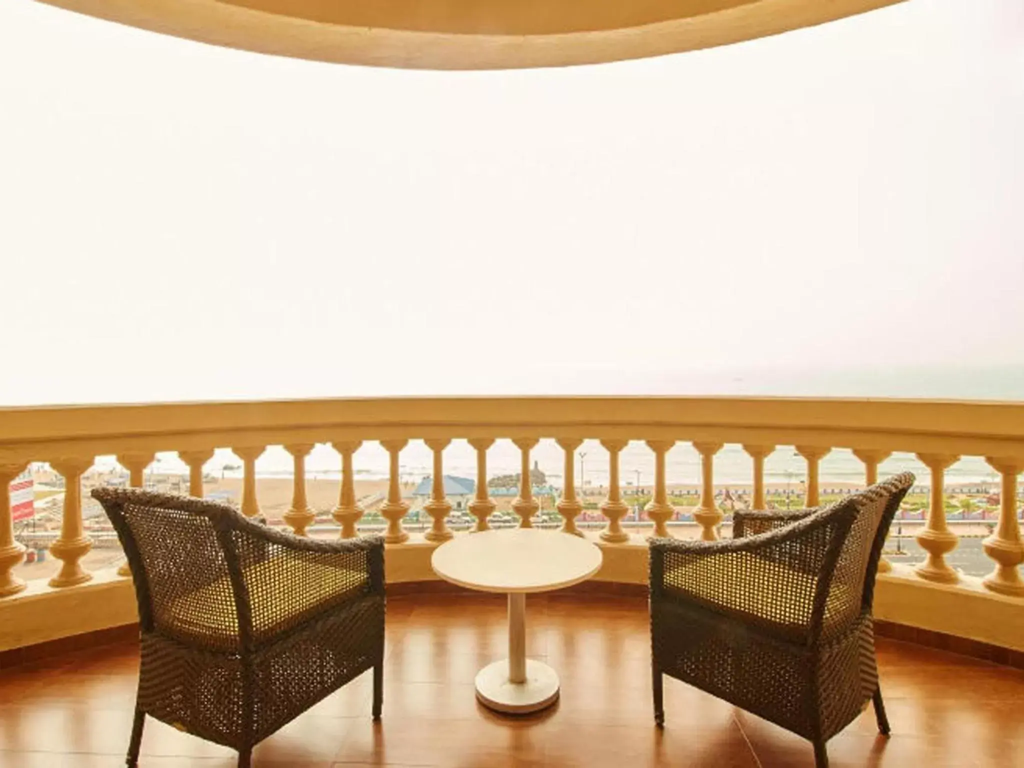 Sea view, Balcony/Terrace in The Gateway Hotel Beach Road Visakhapatnam