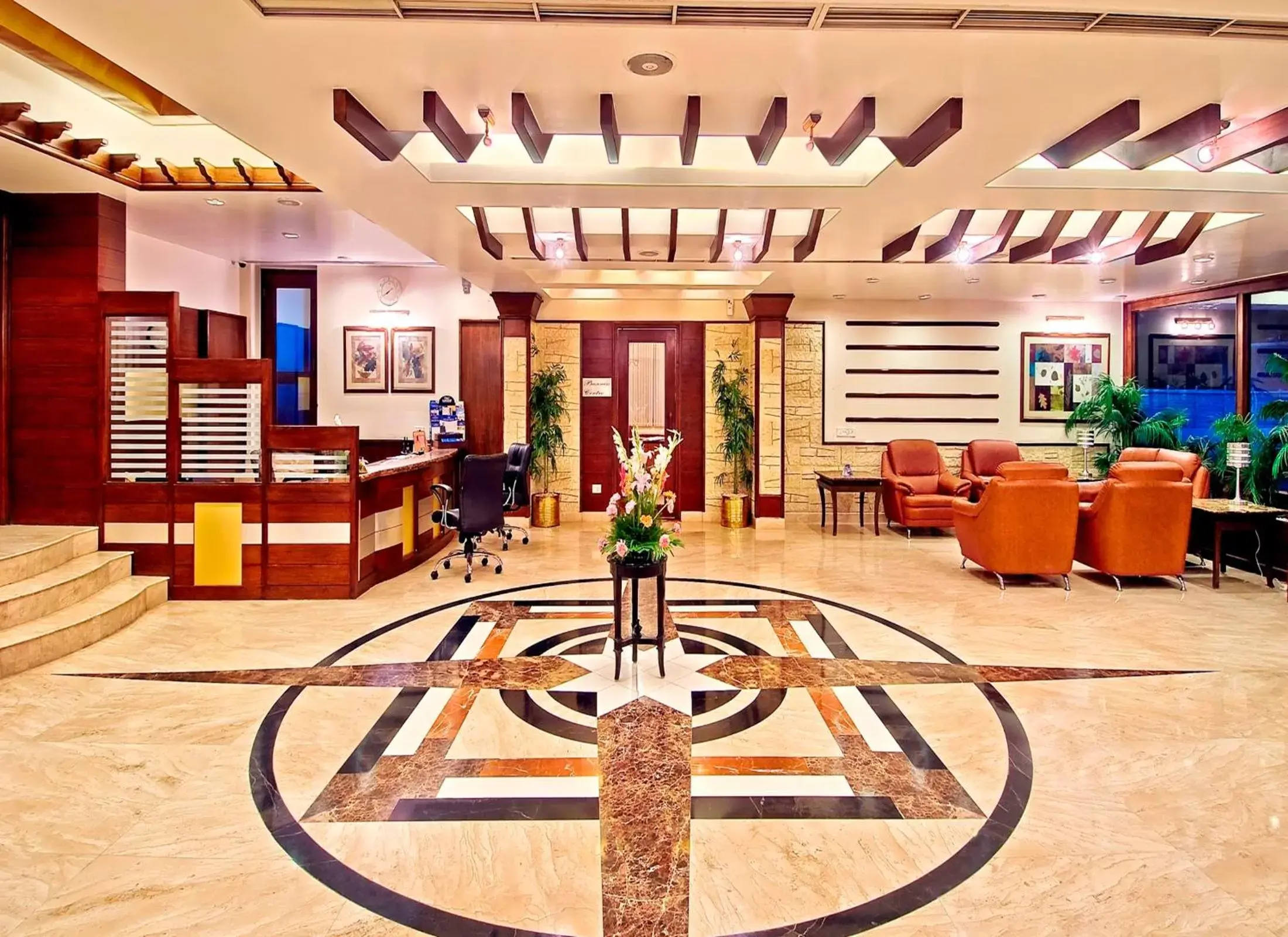 Lobby or reception, Lounge/Bar in Sarovar Portico Rivera Ahmedabad