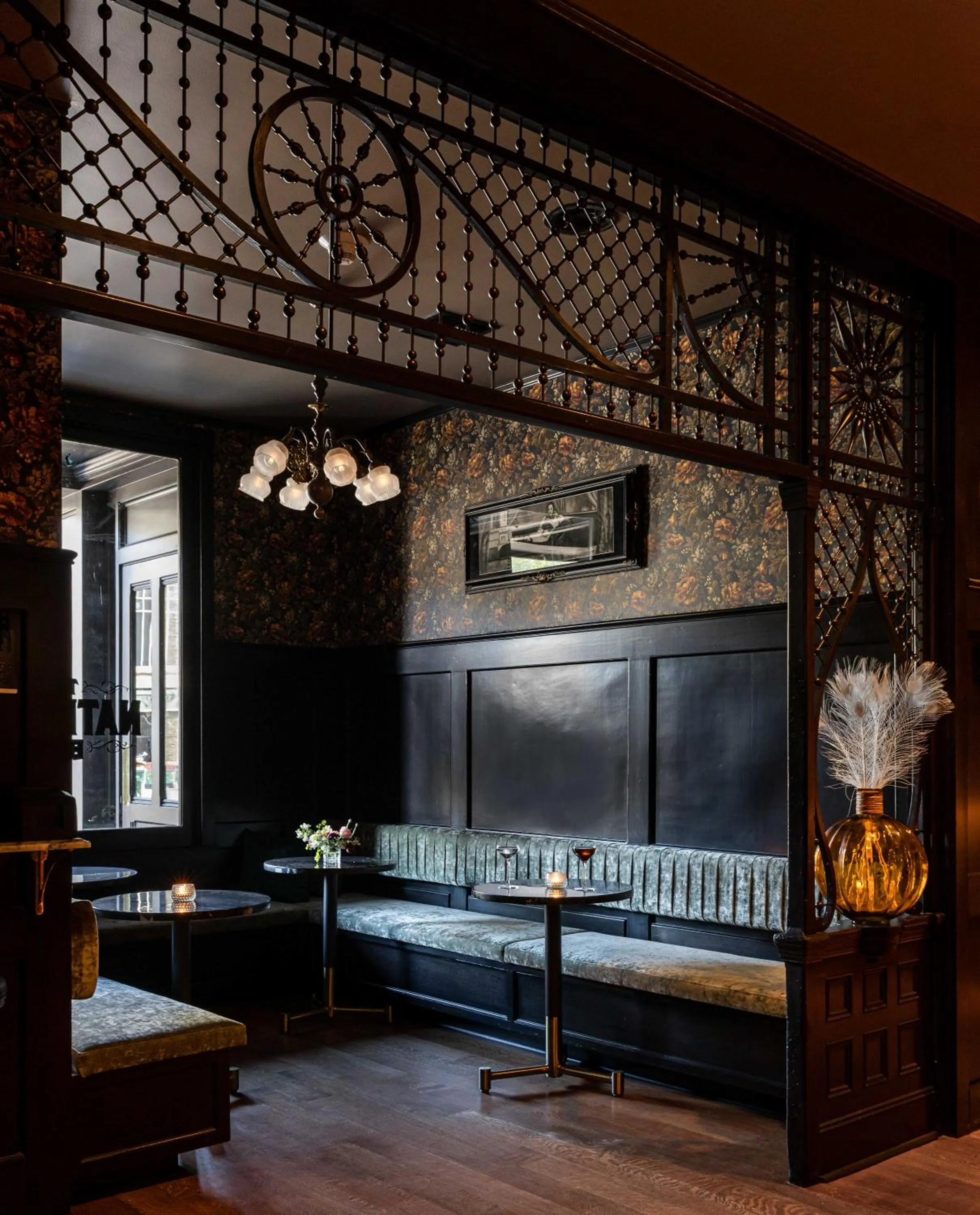 Lounge or bar in National Exchange Hotel