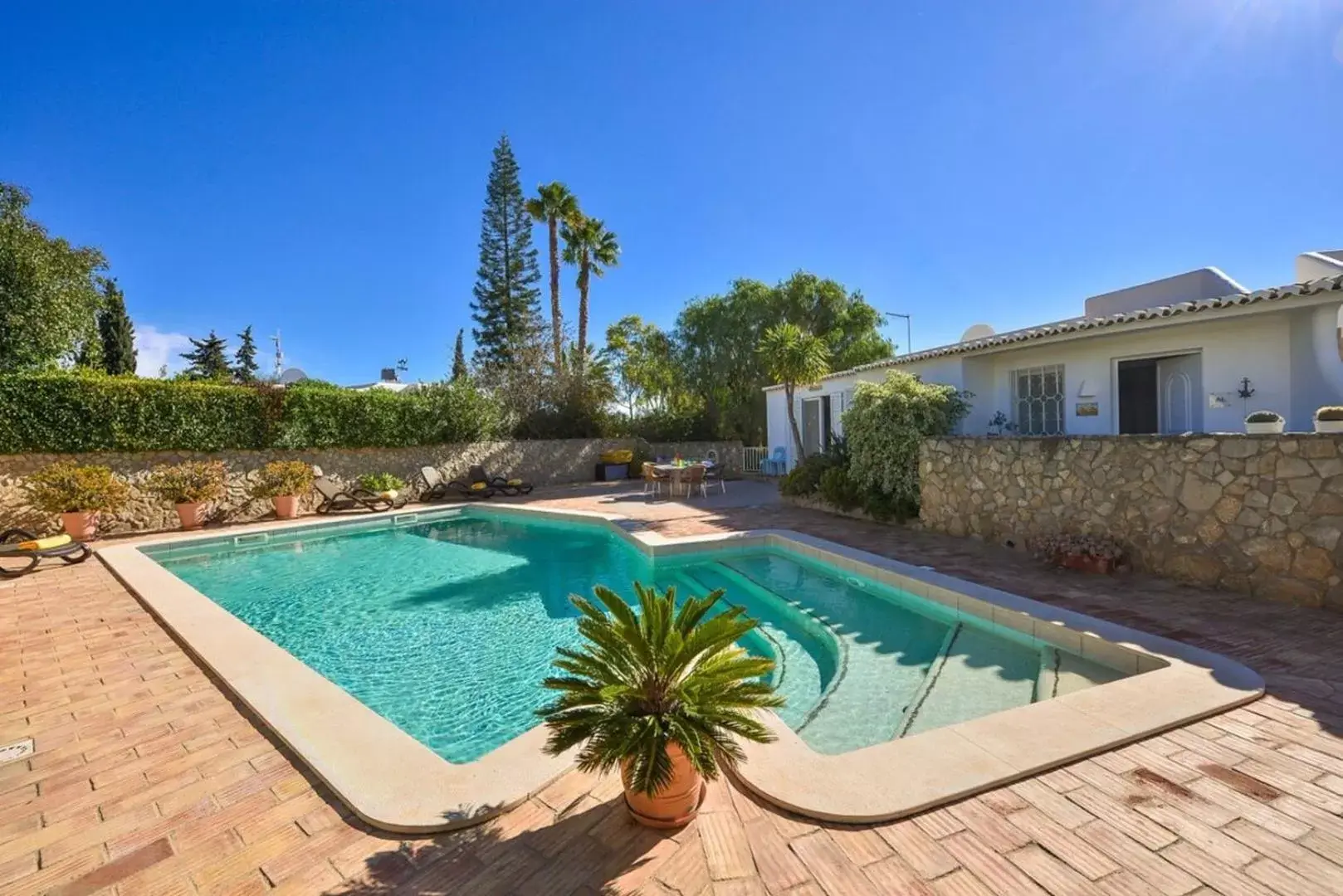 Swimming Pool in Quinta Do Paraiso - AL