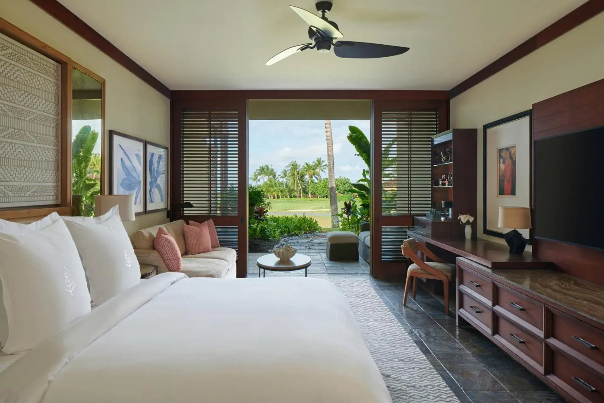 Bedroom in Four Seasons Resort Hualalai