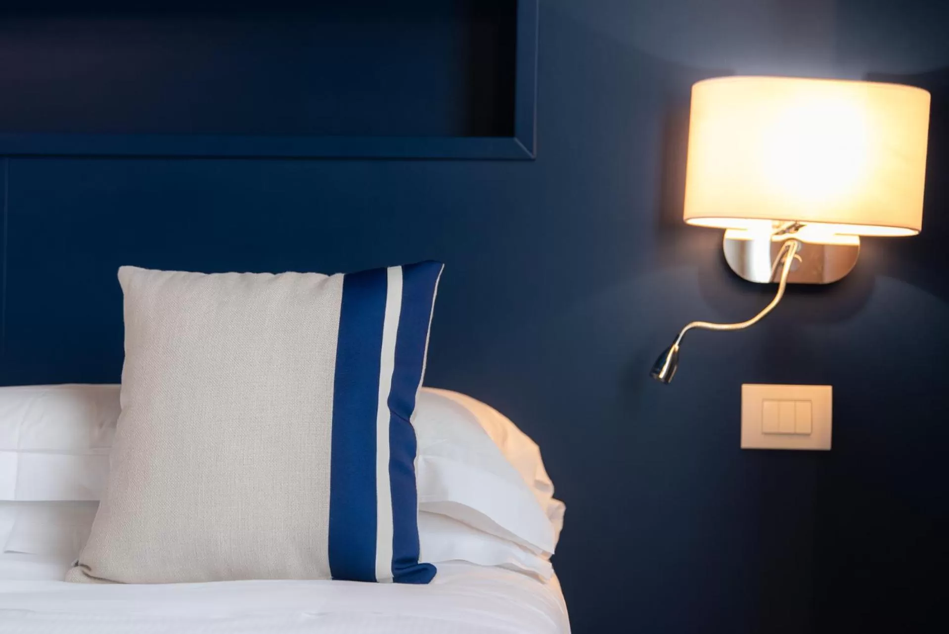 Bed in Hotel Monte Rosa