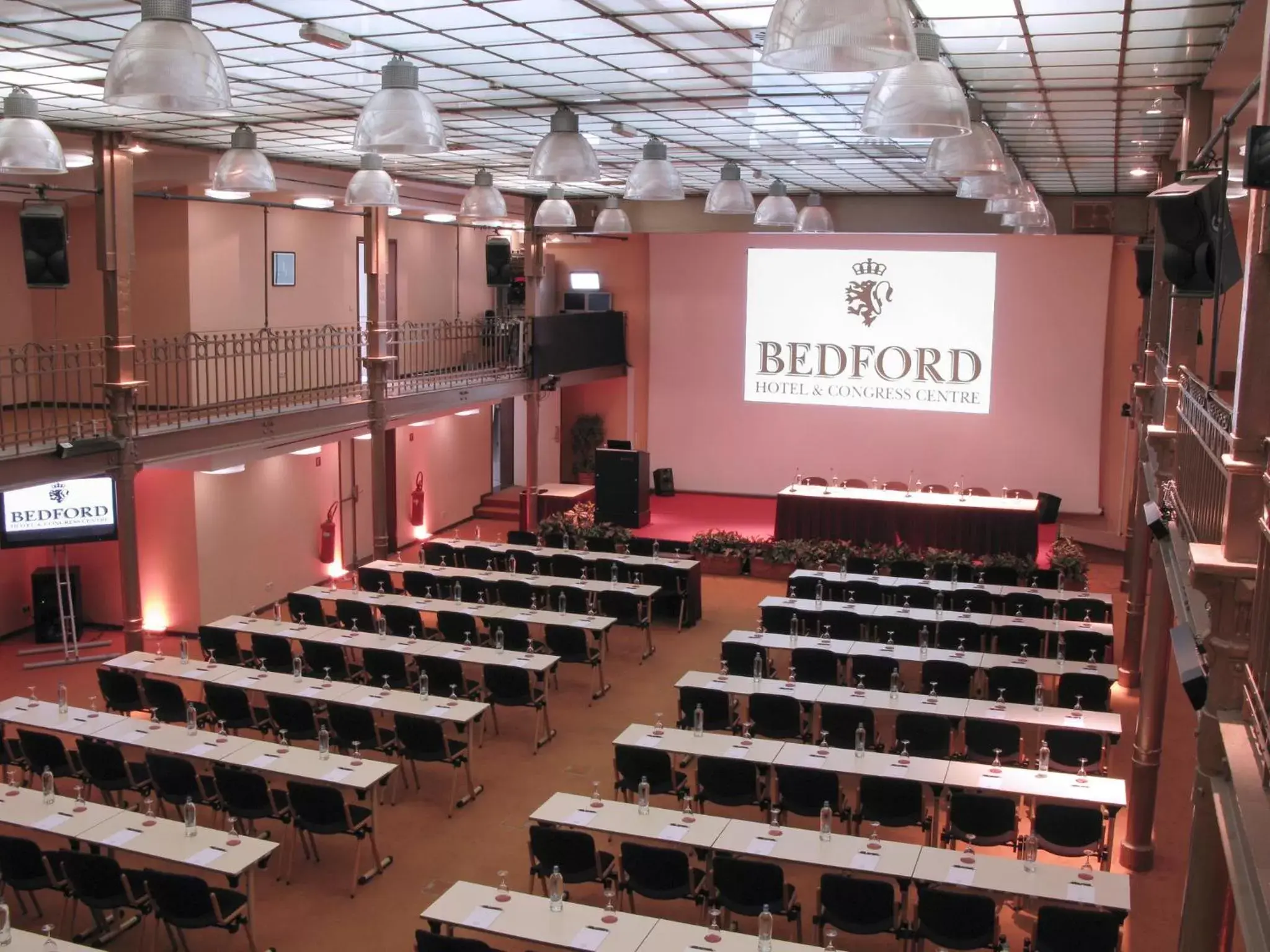 Business facilities in Bedford Hotel & Congress Centre