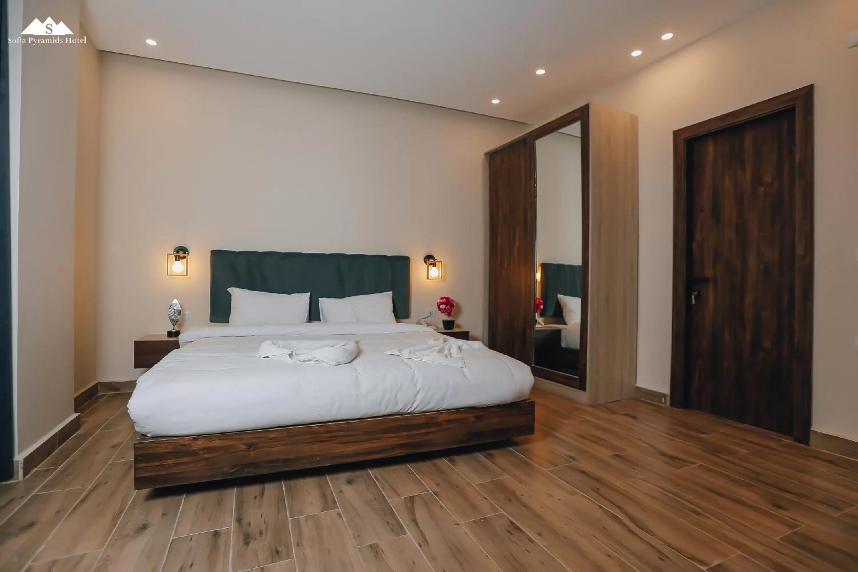 Bed in Sofia Pyramids Hotel